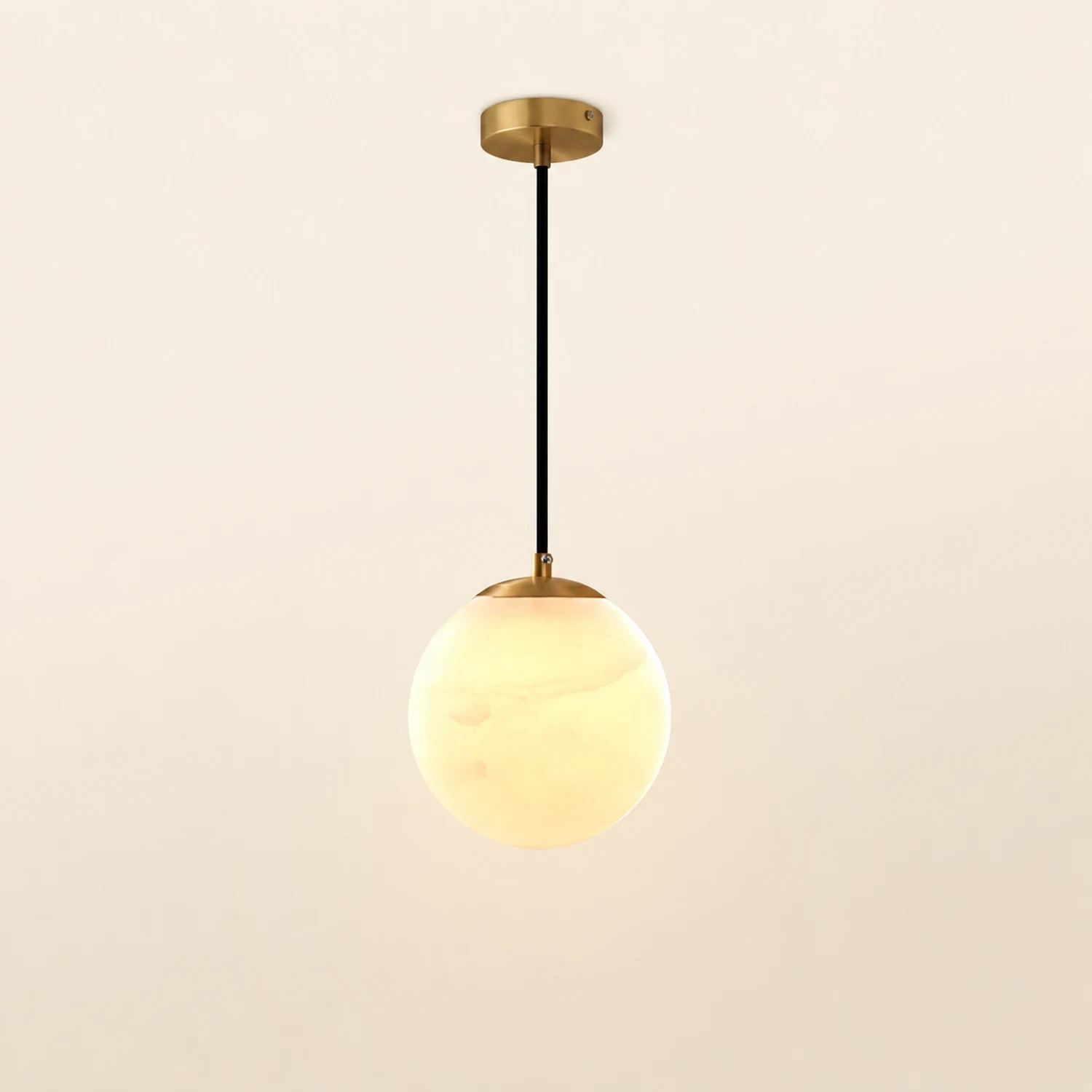 Amber Alabaster Globe Pendant Light - Lumpaz