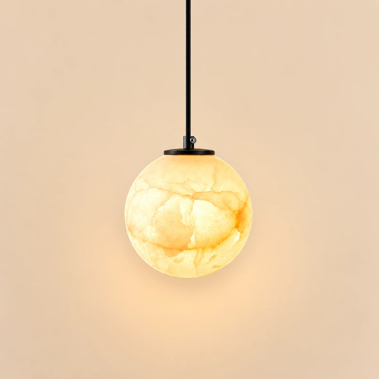 Amber Alabaster Globe Pendant Light - Lumpaz