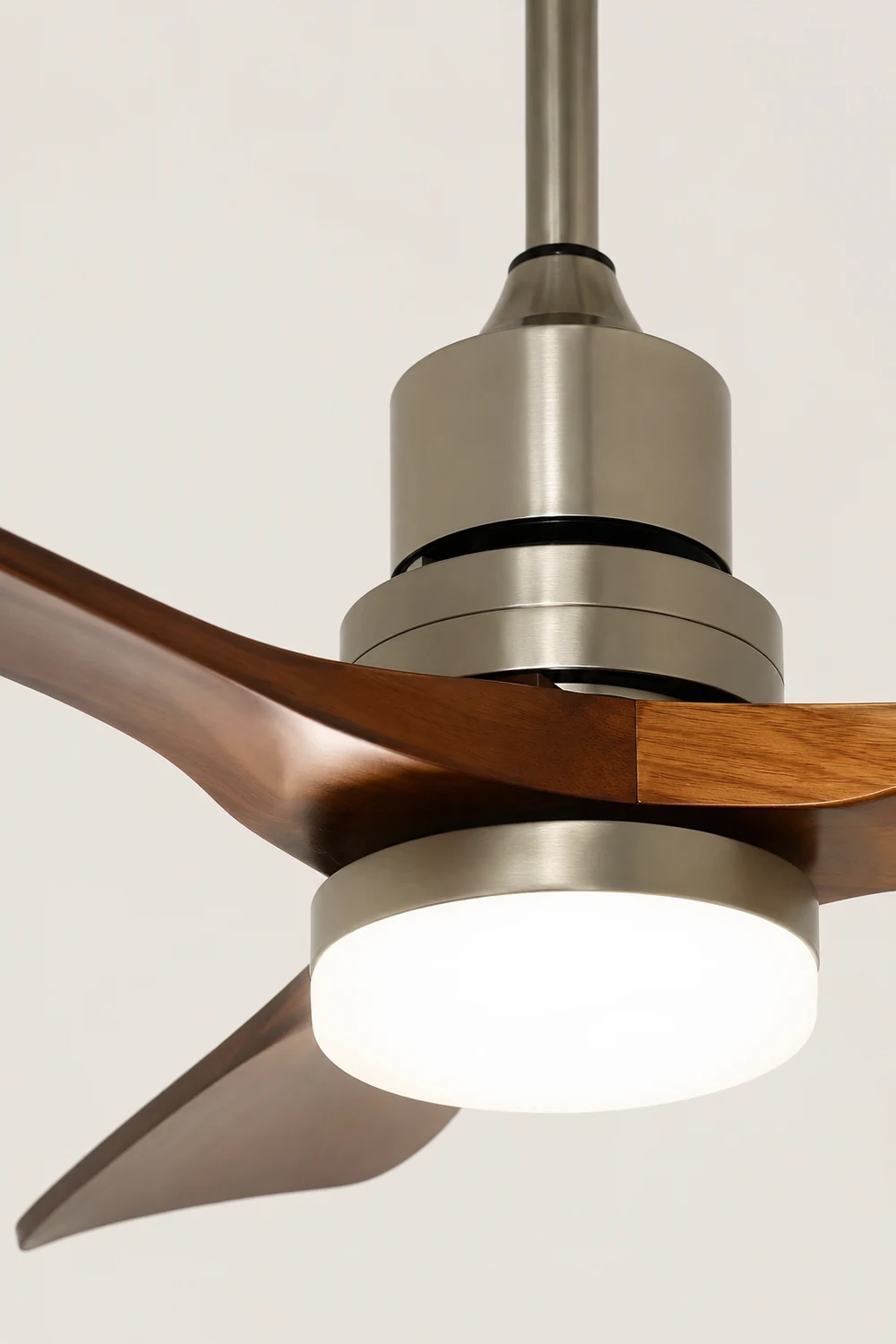 Solid Wood Three-Leaf Fan Lamp - Lumpaz