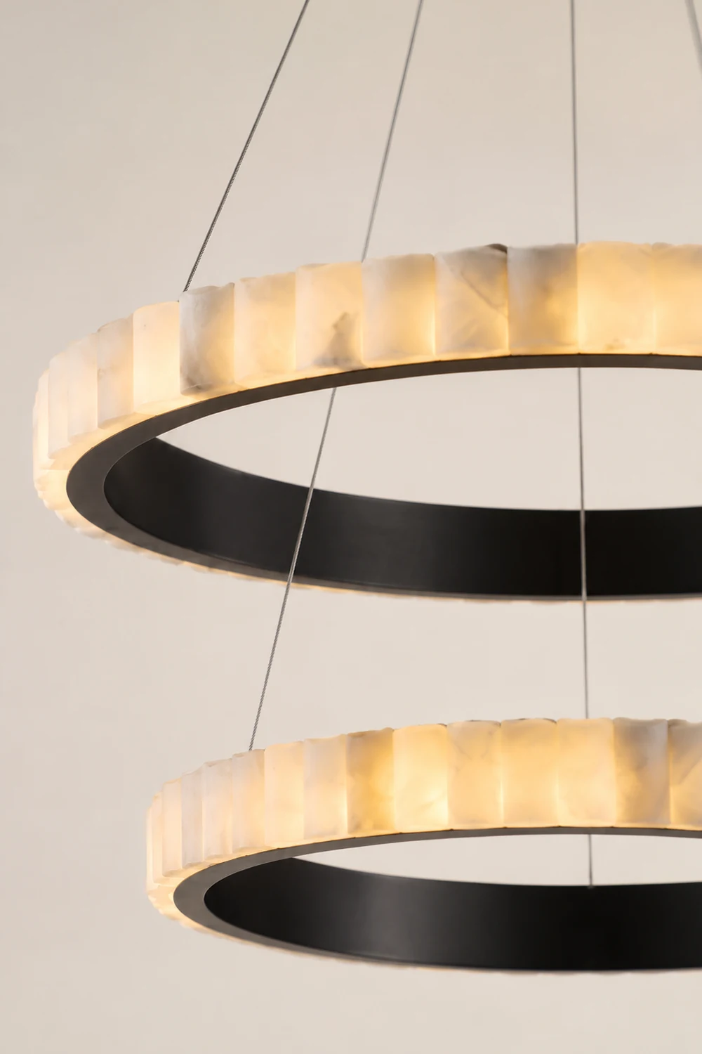 Avalon Halo Alabaster Chandelier - Lumpaz