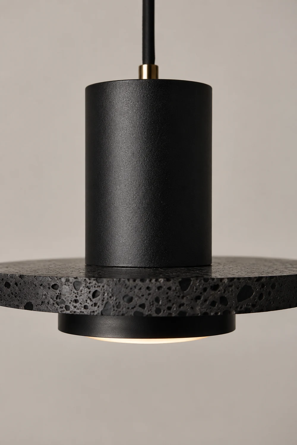 Lava Stone Black Pendant Light - Lumpaz