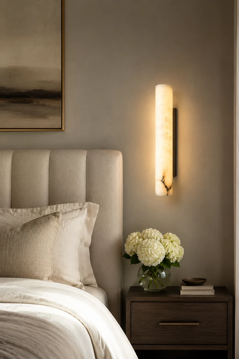 Vertical Alabaster Wall Lamp - Lumpaz
