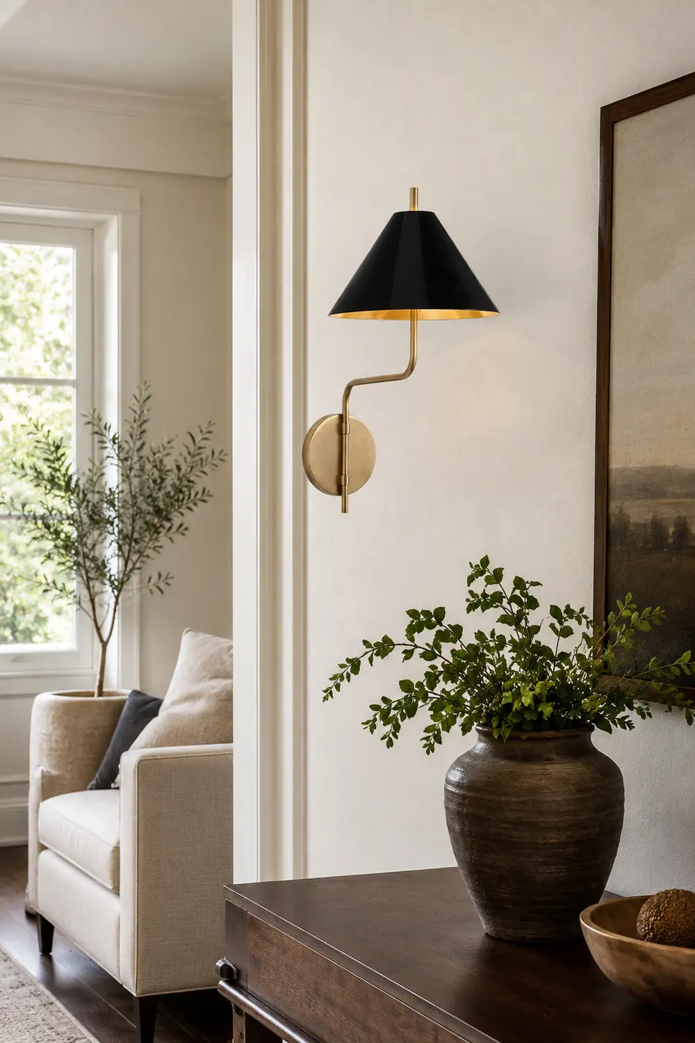 Fabric Lampshade Brass Curved Wall Lamp - Lumpaz
