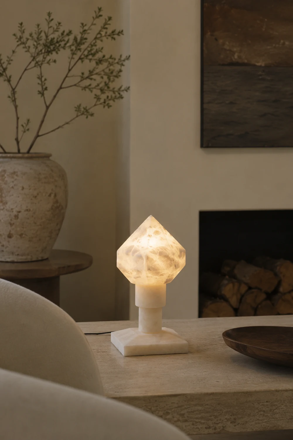 Alabaster Pyramid Table Light - Lumpaz
