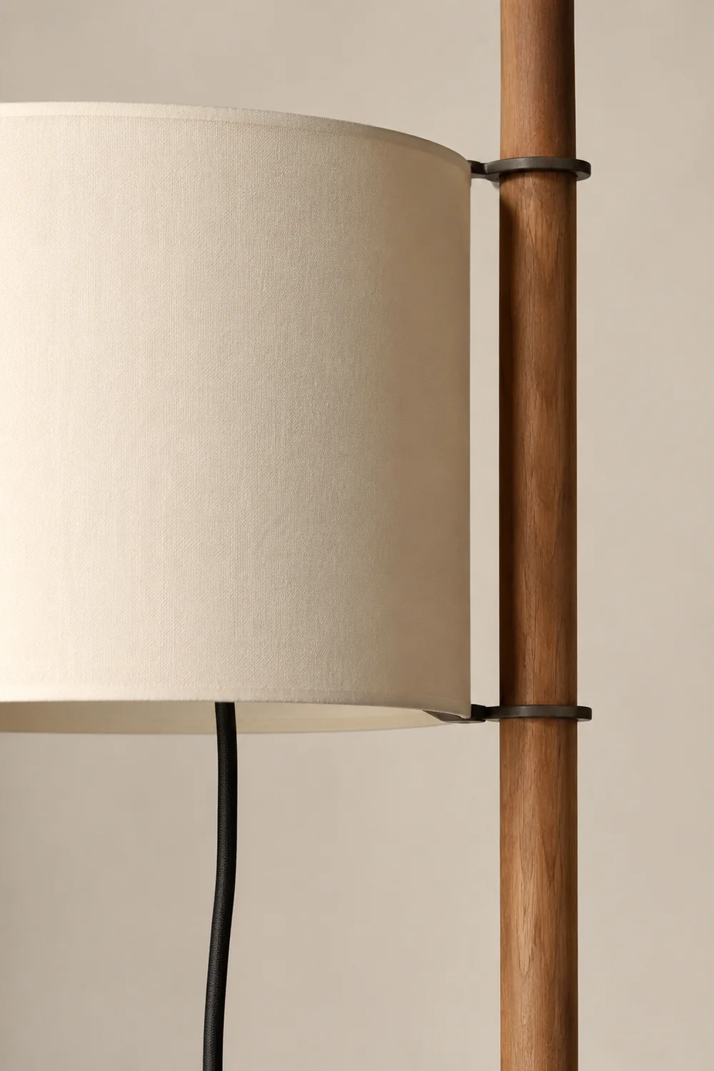 Minimalist Wooden Adjustable Floor Lamp - Lumpaz