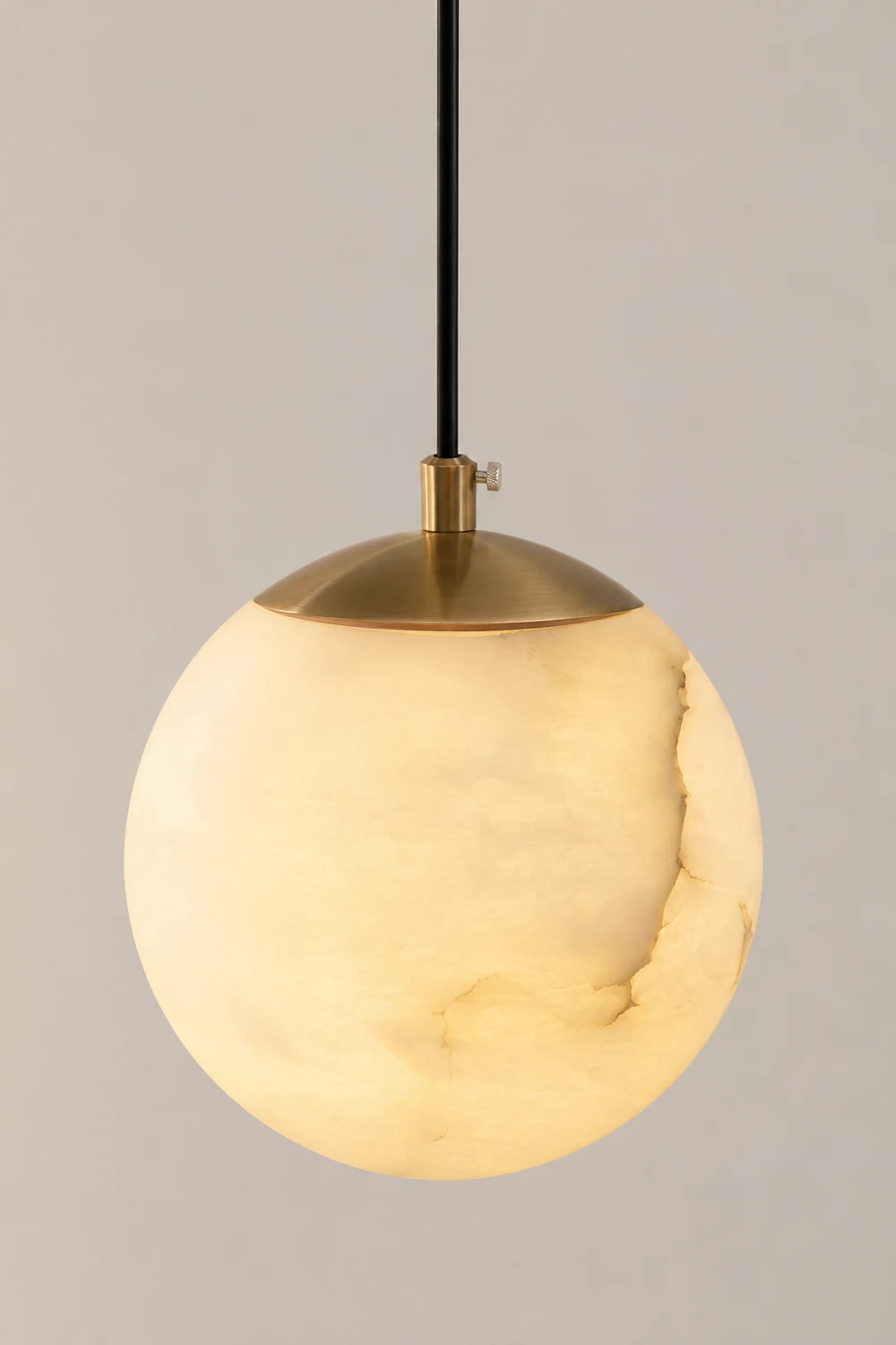 Amber Alabaster Globe Pendant Light - Lumpaz