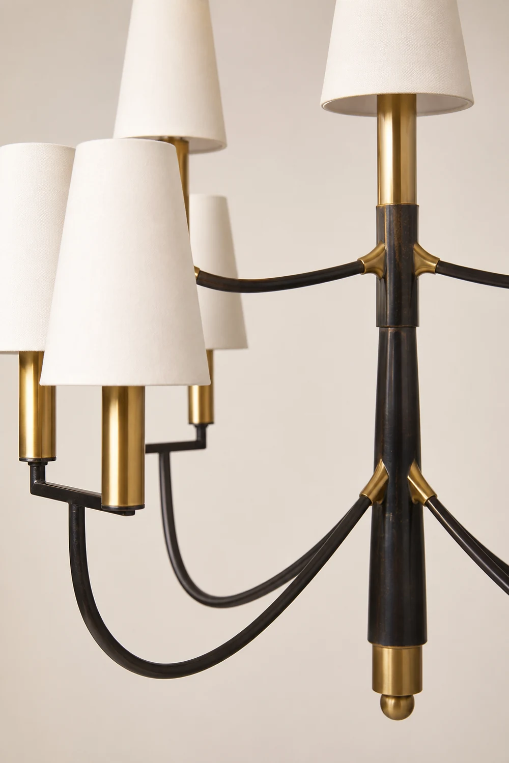 Farlane Large Chandelier - Lumpaz