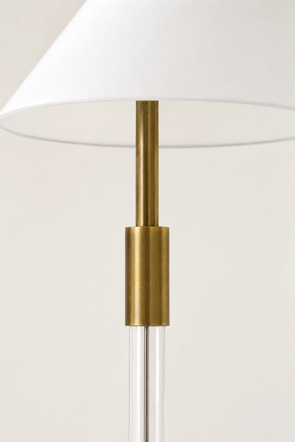 Ralph Acrylic Floor Lamp - Lumpaz