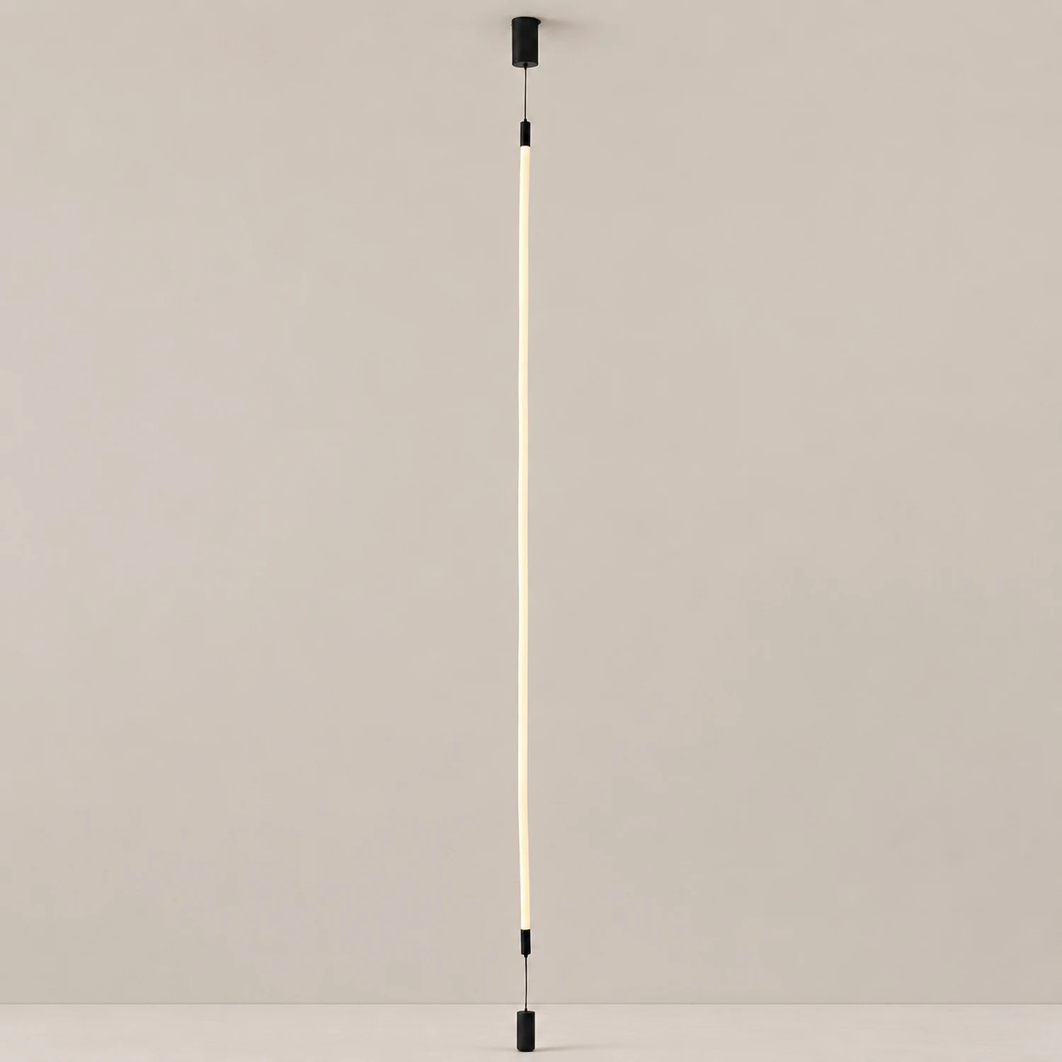 Silas Vertical Pendant Light - Lumpaz