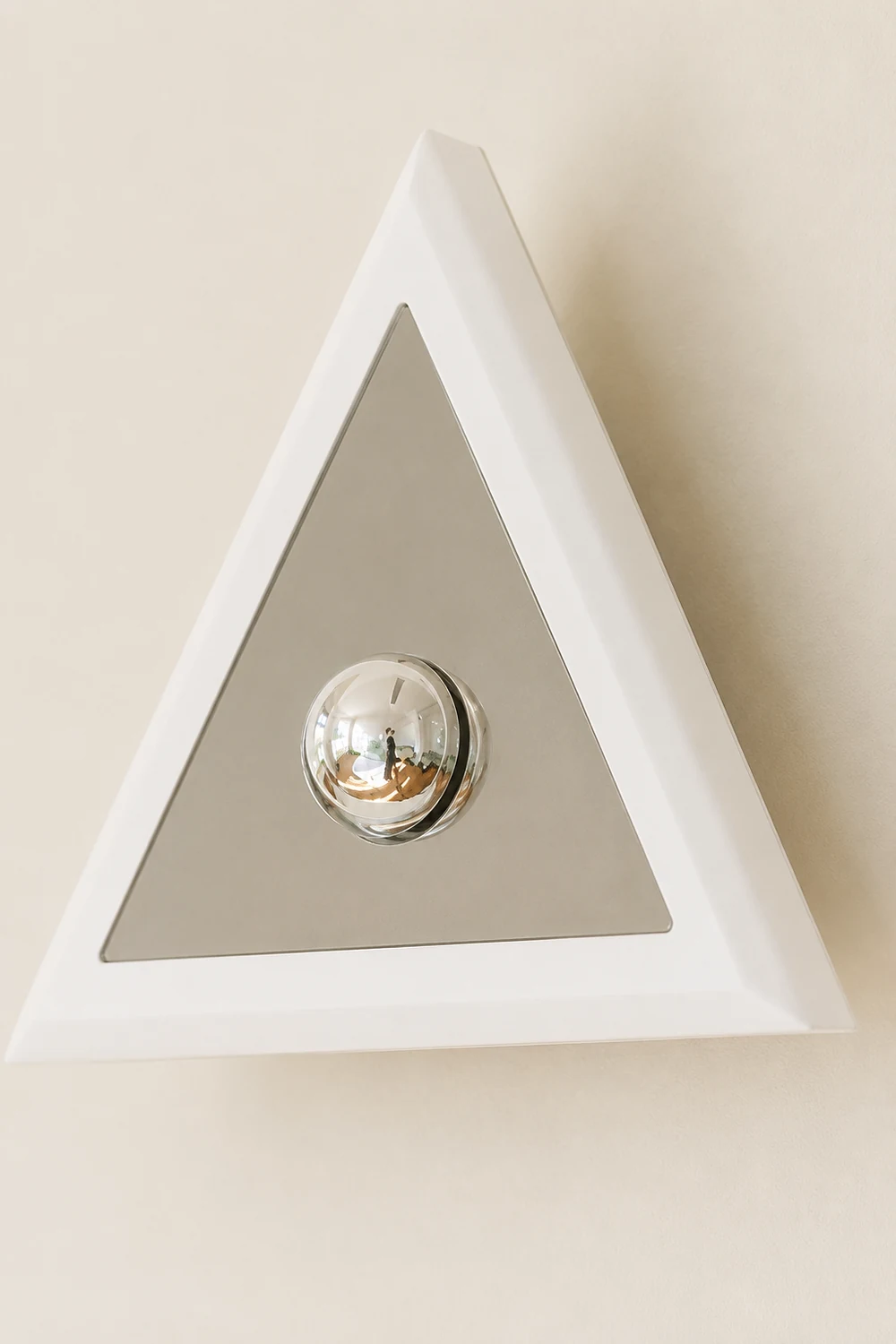 Prism Triangle Wall Lamp - Lumpaz