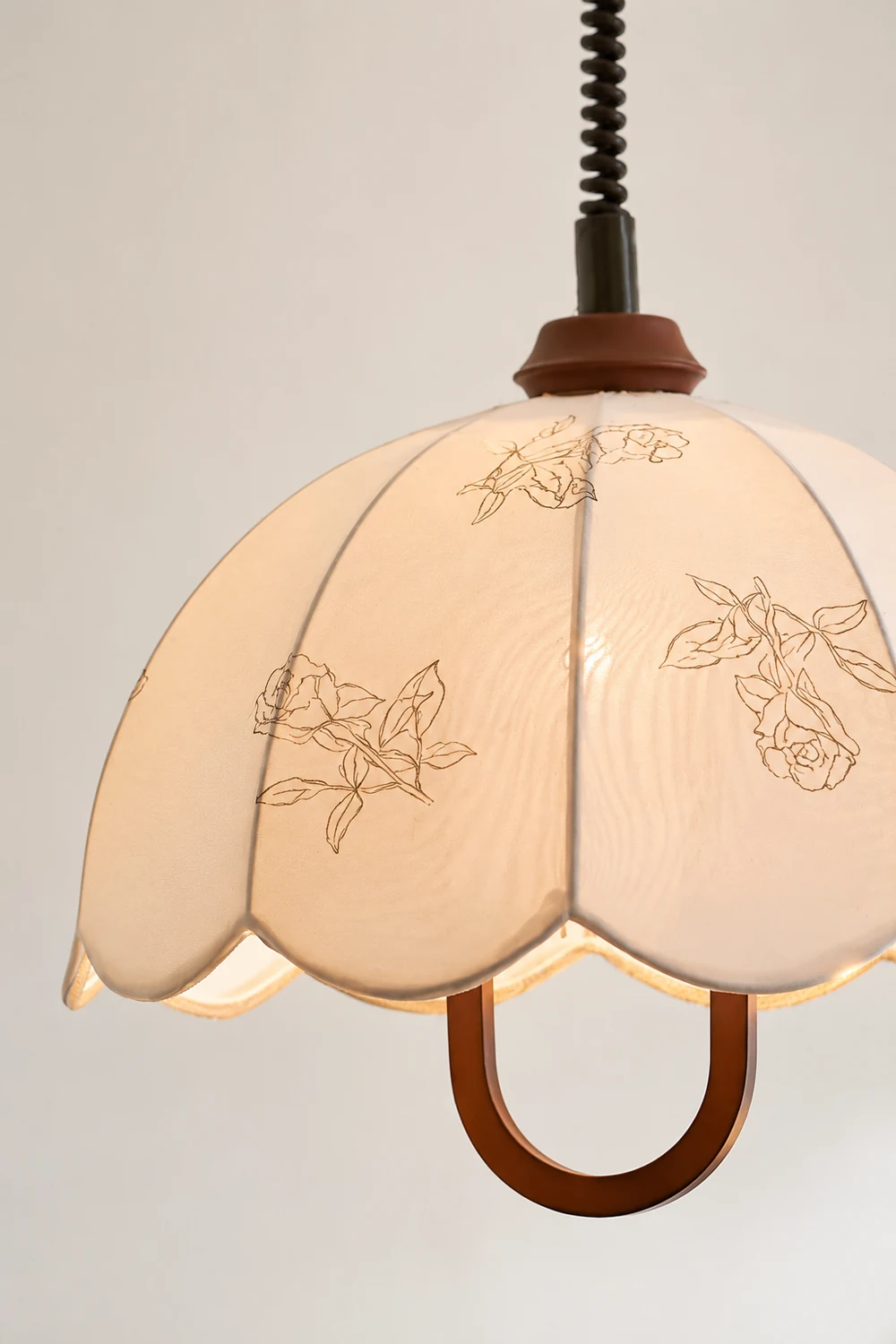 Floral Grace Pendant Lamp - Lumpaz