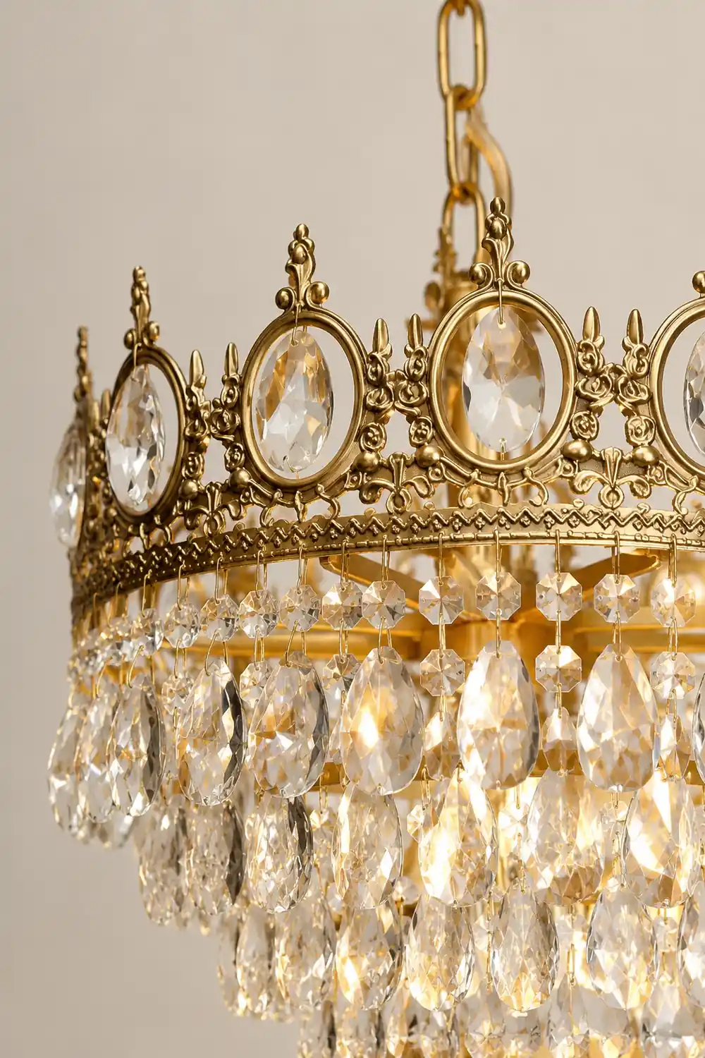 Linfort Brass Chandelier - Lumpaz