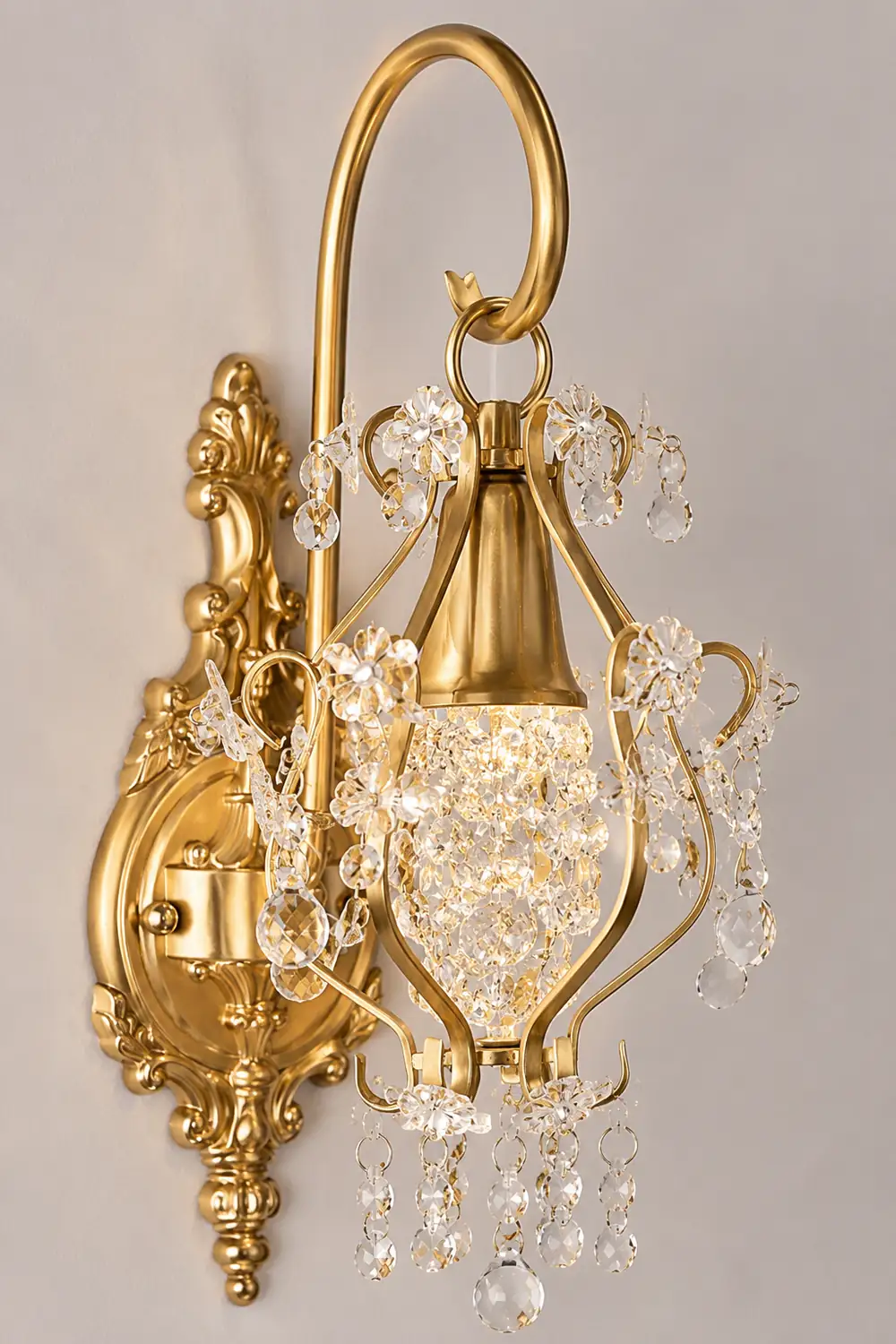 Apttek Crystal Wall Lamp - Lumpaz