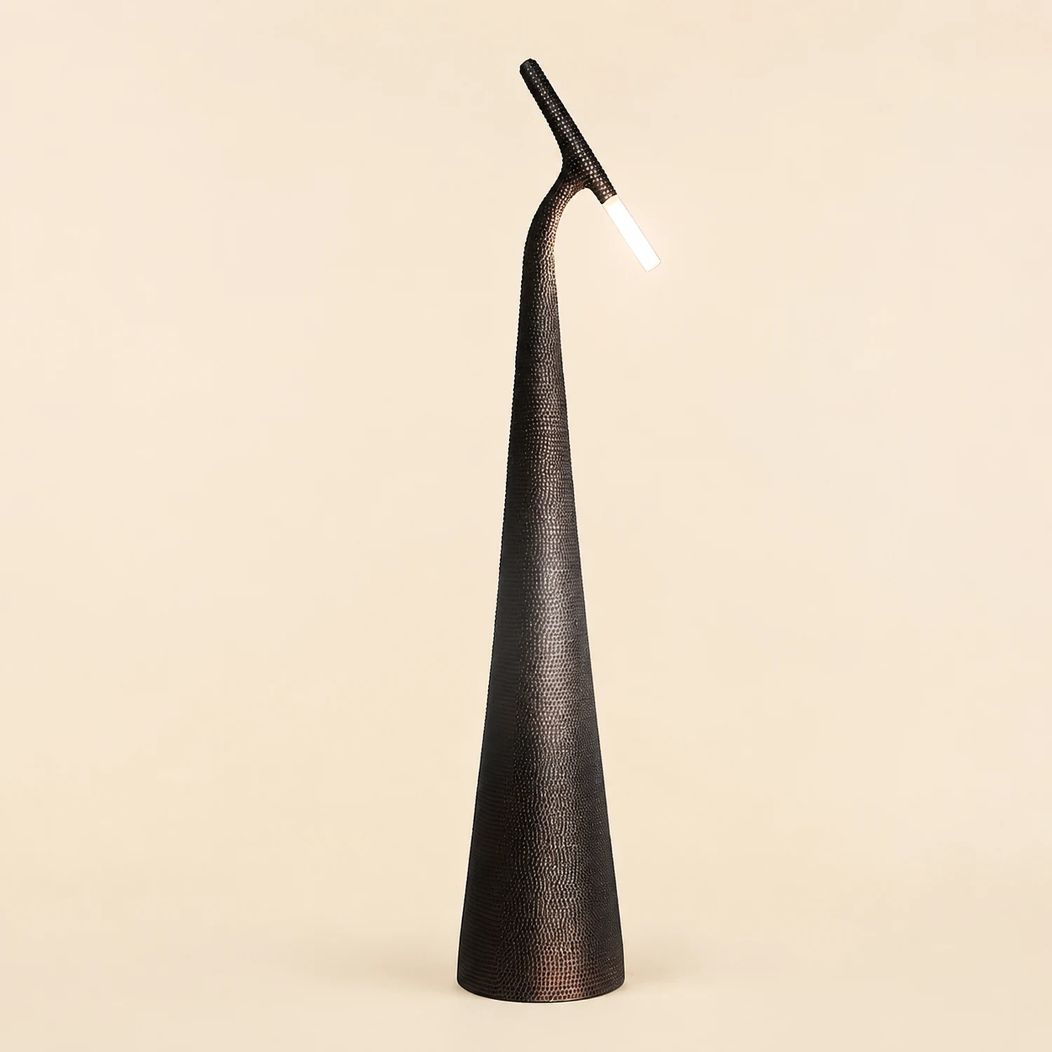 Apex Texture Floor Lamp - Lumpaz