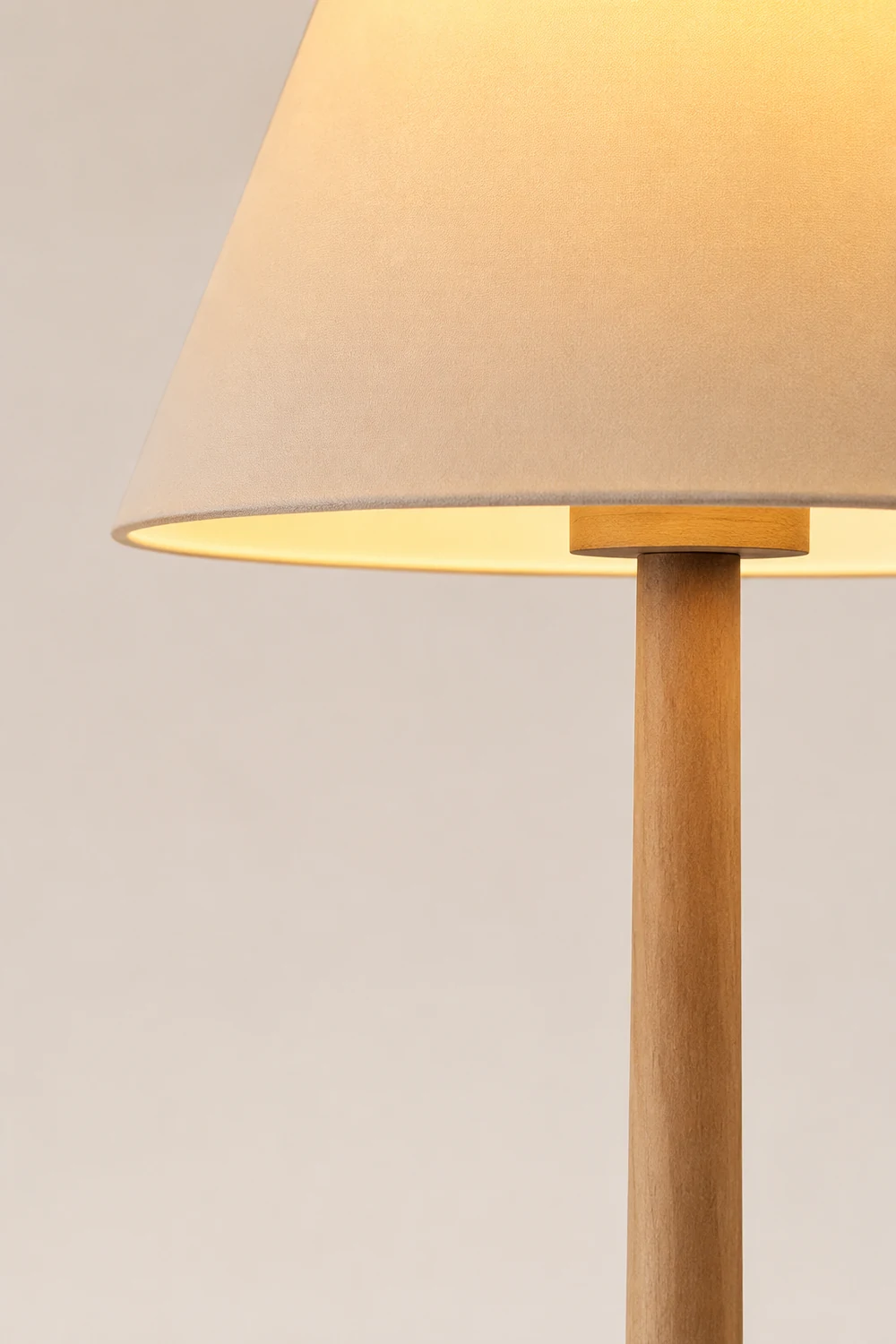 Final Strike Floor Lamp - Lumpaz