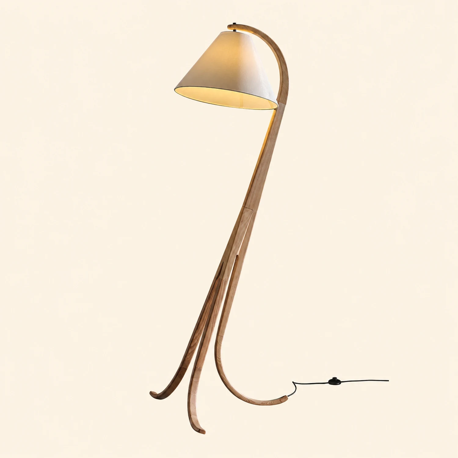 Arcwood Floor Lamp - Lumpaz