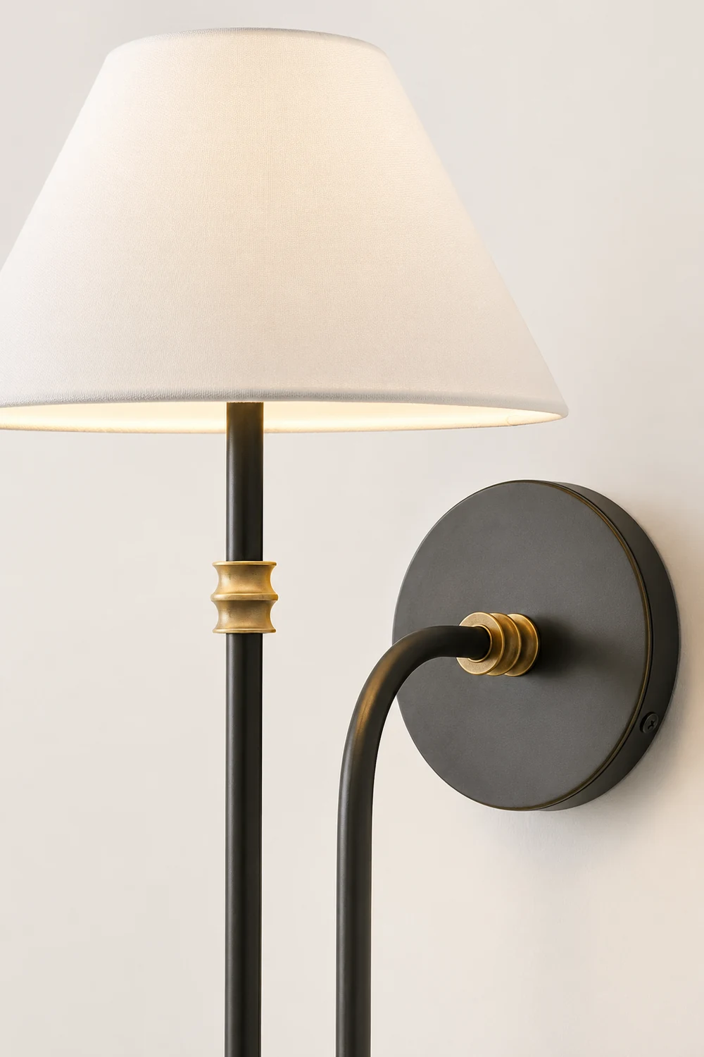 Collins Wall Light - Lumpaz