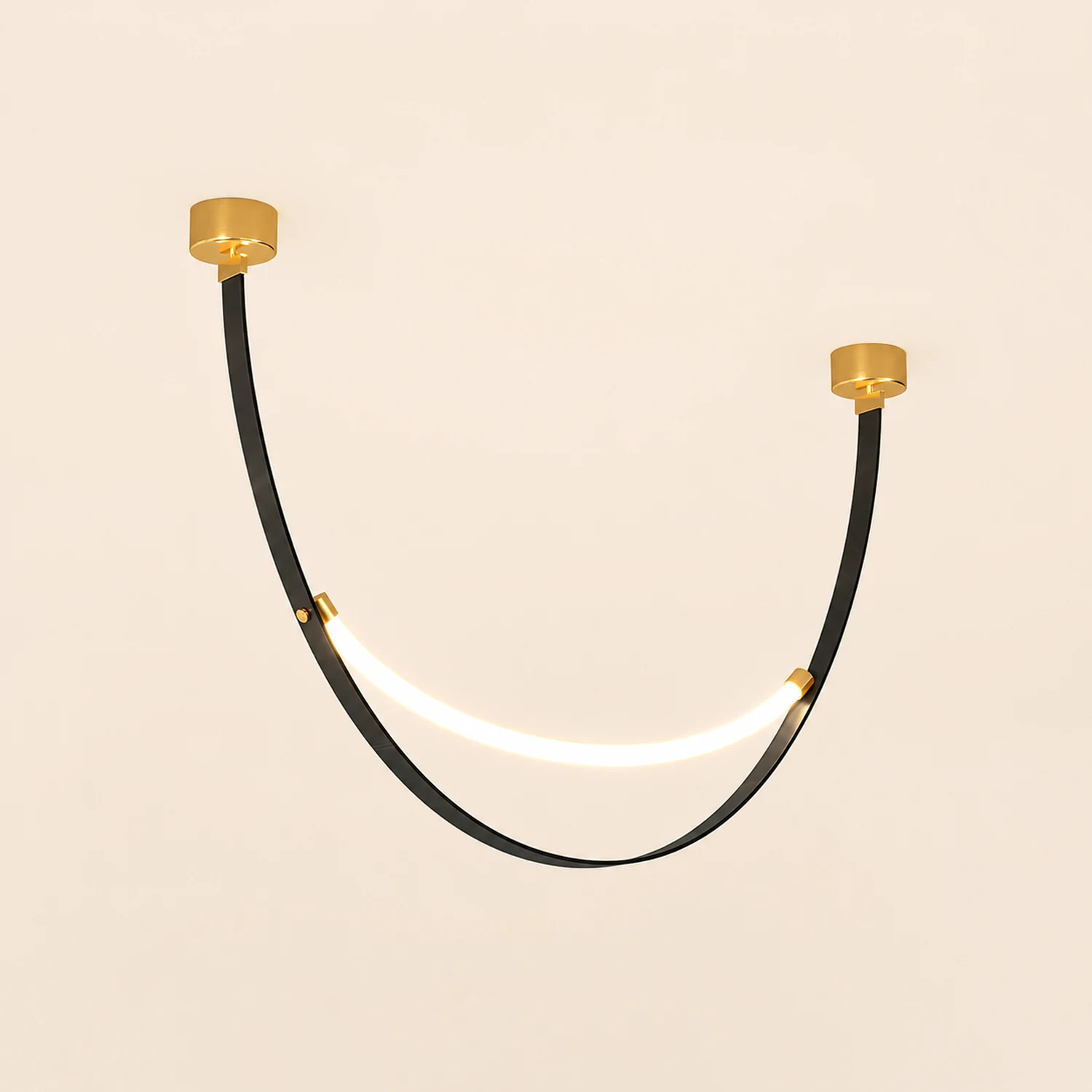 Leather Pendant Light - Lumpaz