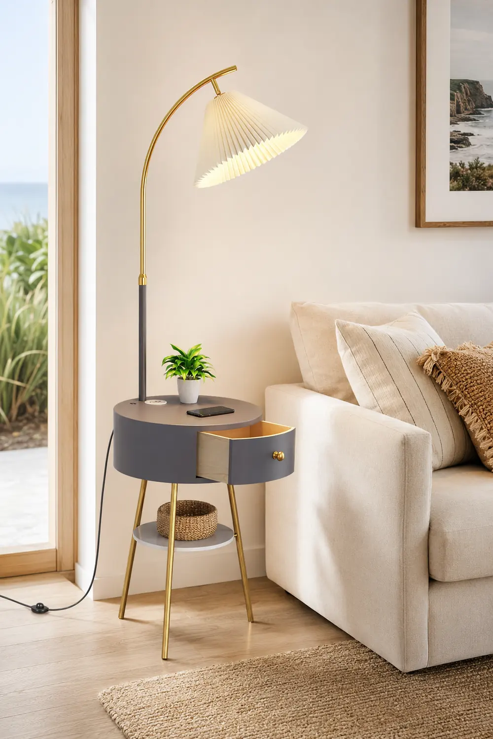 Pleated Arc Floor Light - Lumpaz