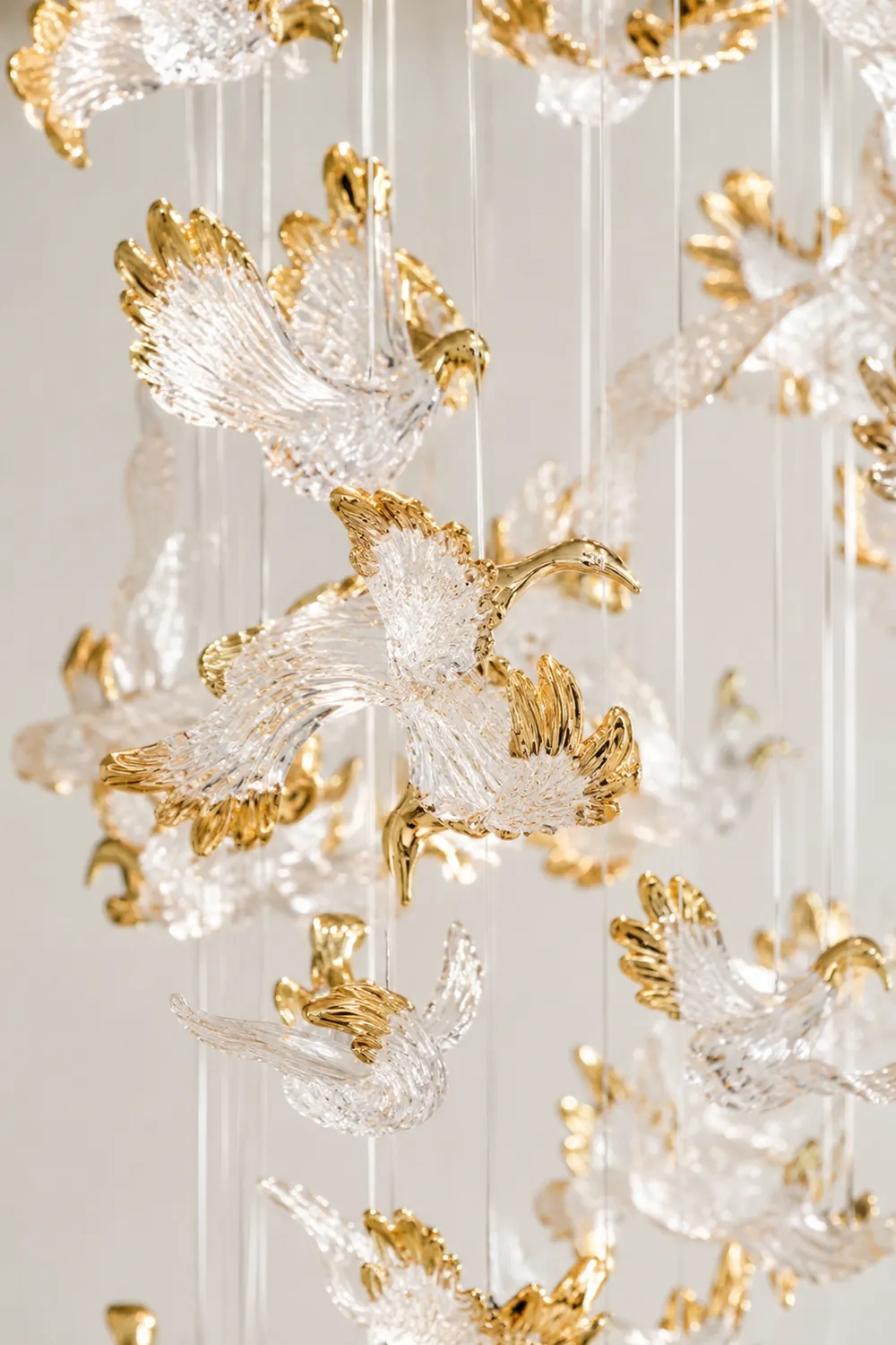 Frosted Petals Frozen Chandelier - Lumpaz