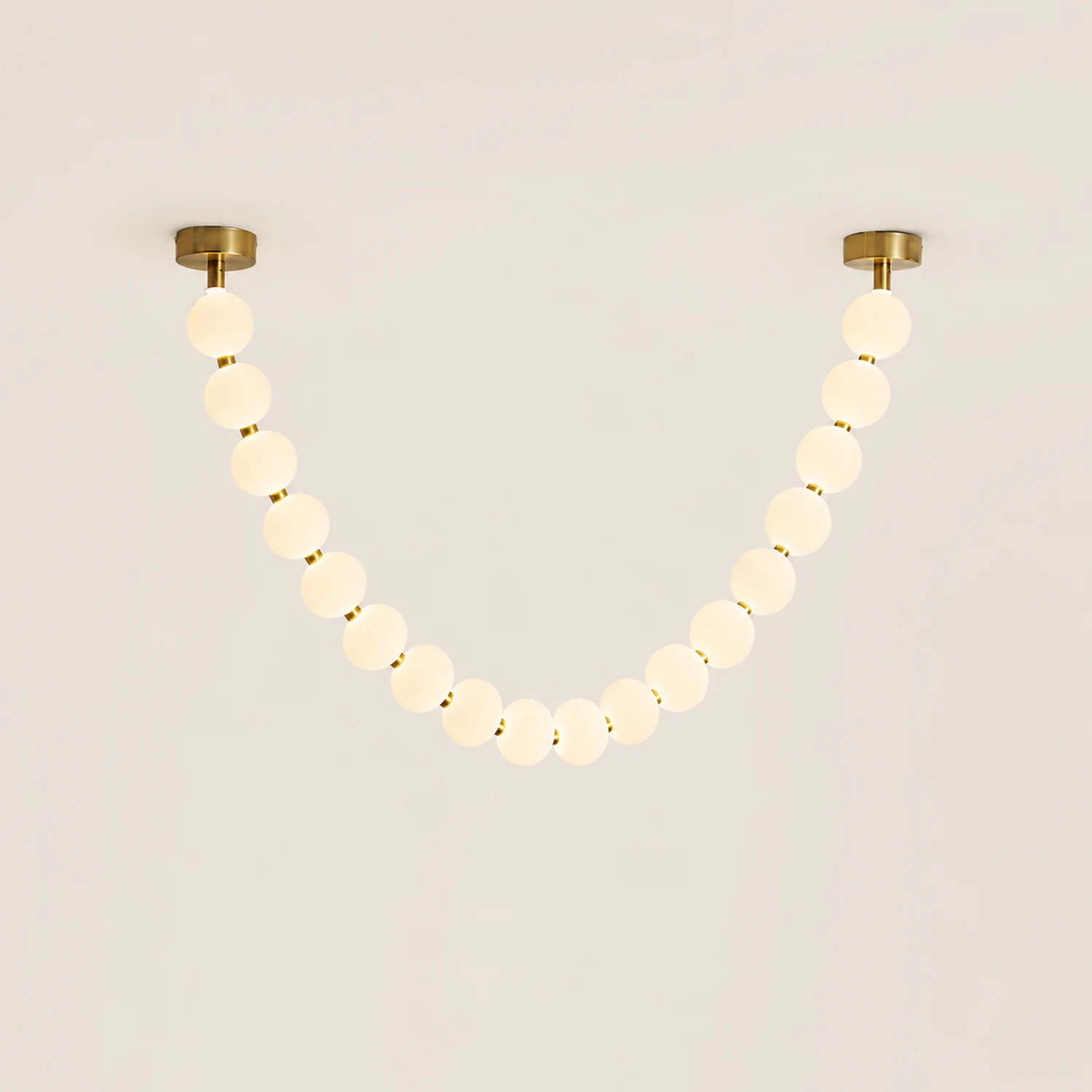 Pearl Necklace Balls Chandelier - Lumpaz