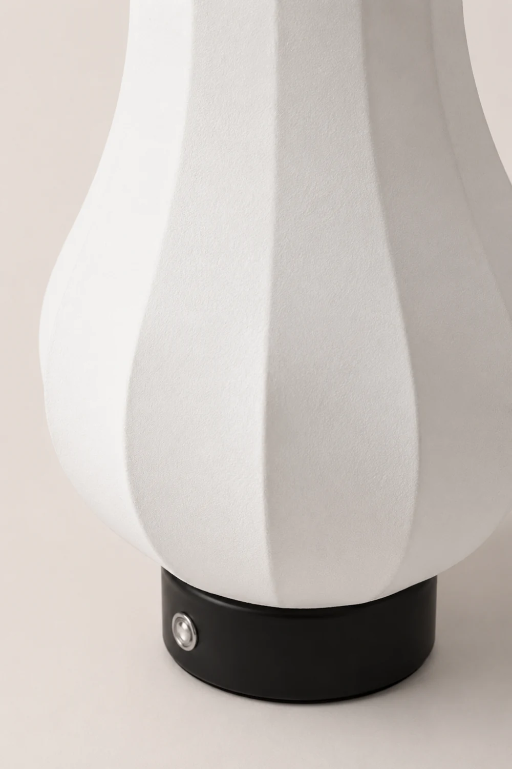 Pear Built-in Battery Table Lamp - Lumpaz