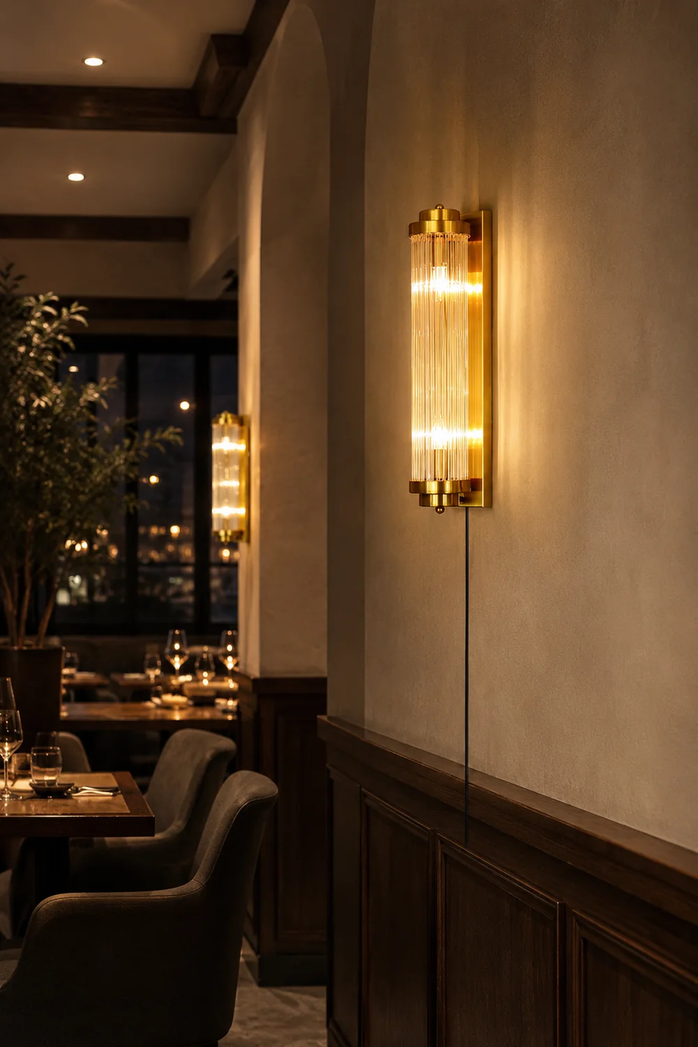 Pillar Offset Plug In Wall Lamp - Lumpaz
