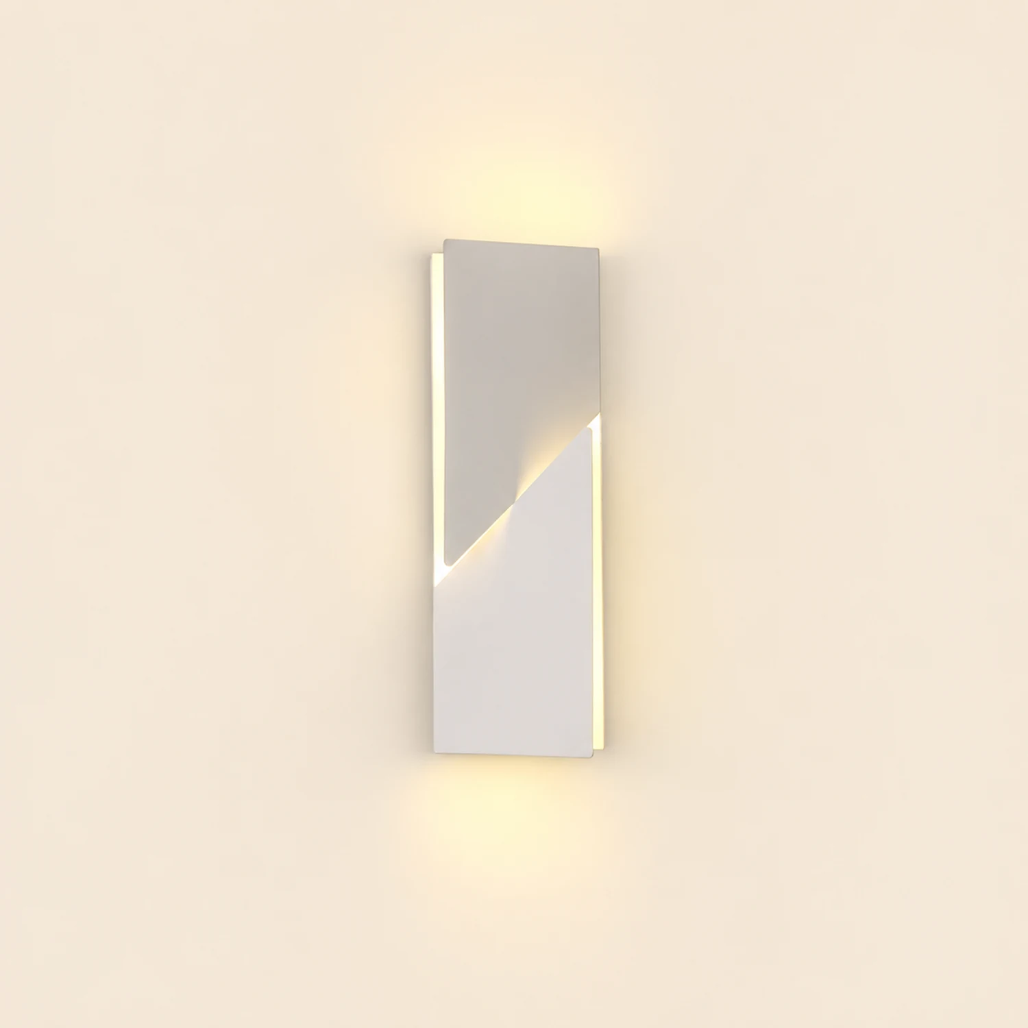 Shadows Wall Lamp - Lumpaz
