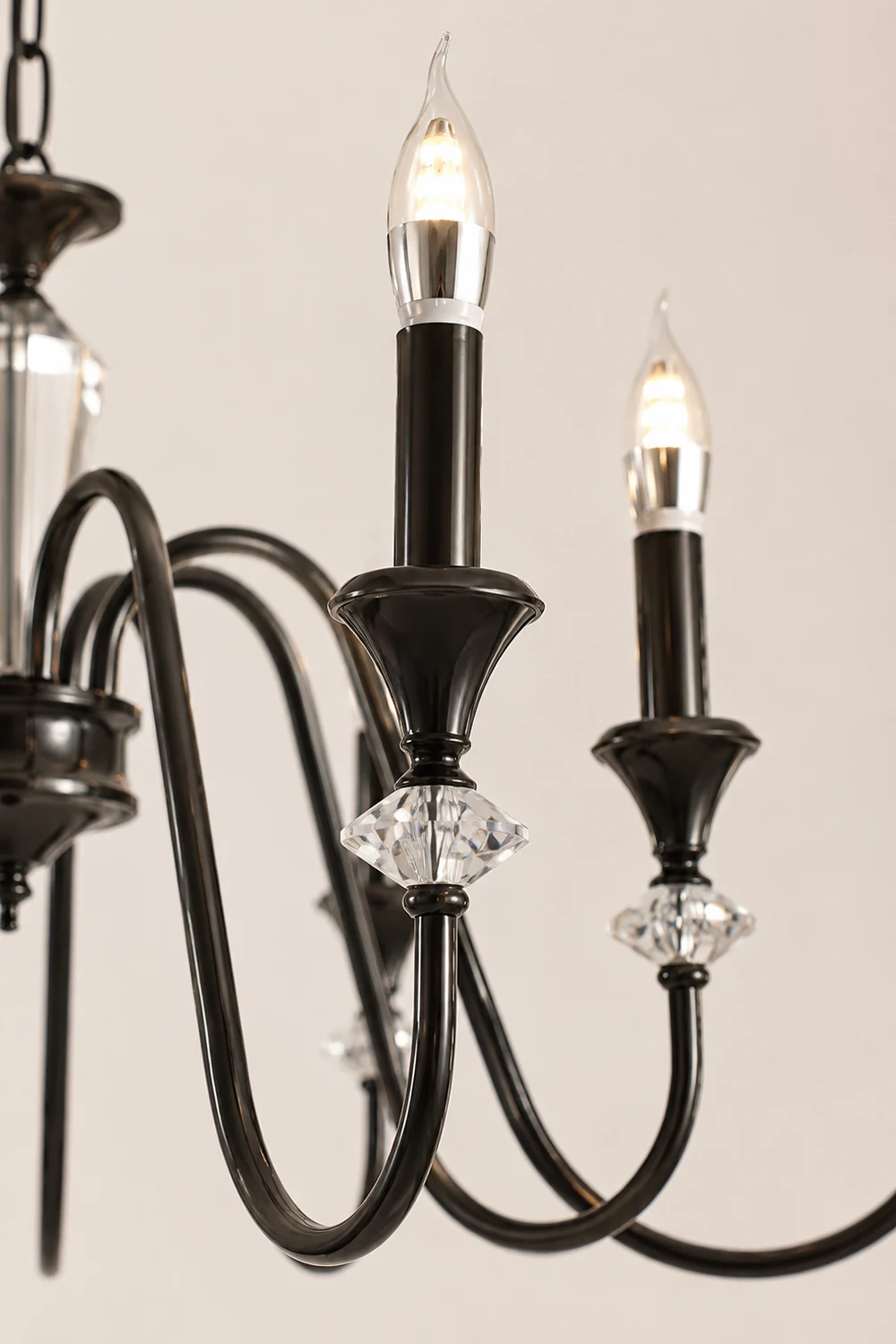 Noir Candelabra Chandelier - Lumpaz