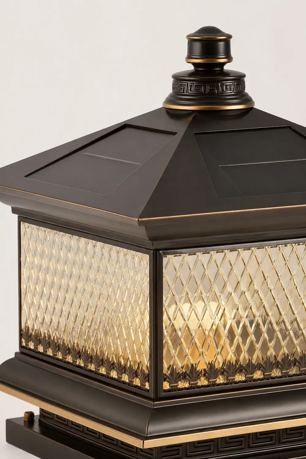 Diamond Solar Post Outdoor Light - Lumpaz