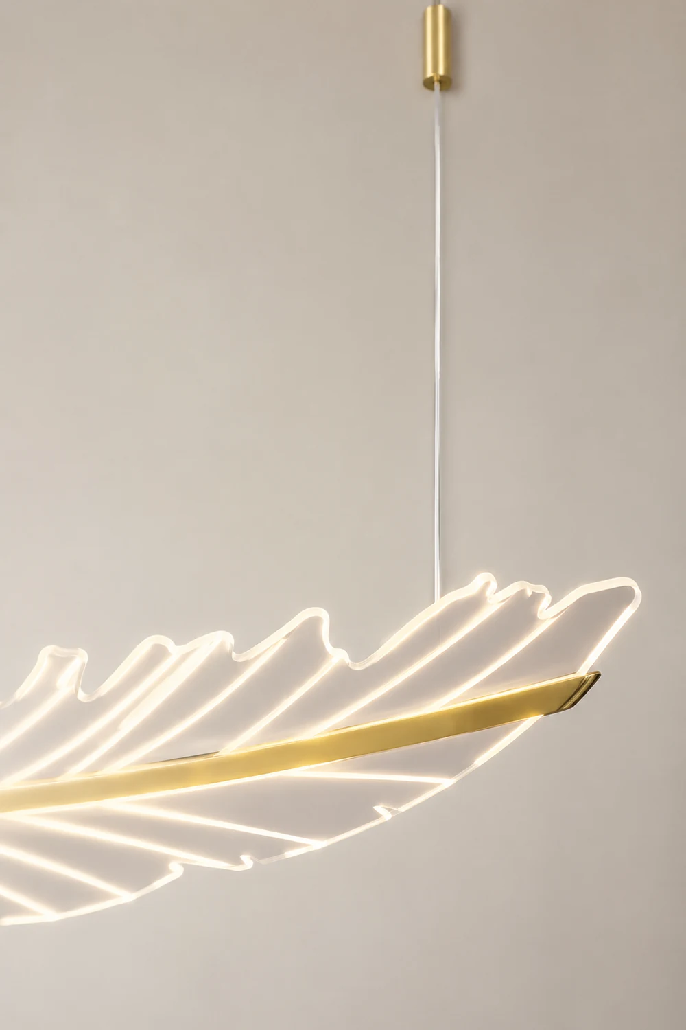 Modern Leaf Shaped Chandelier - Lumpaz