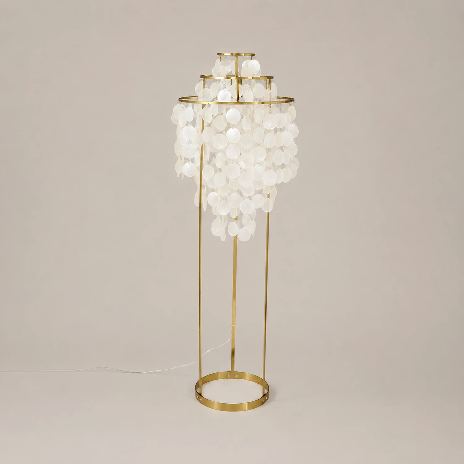 Shell Floor Lamp - Lumpaz