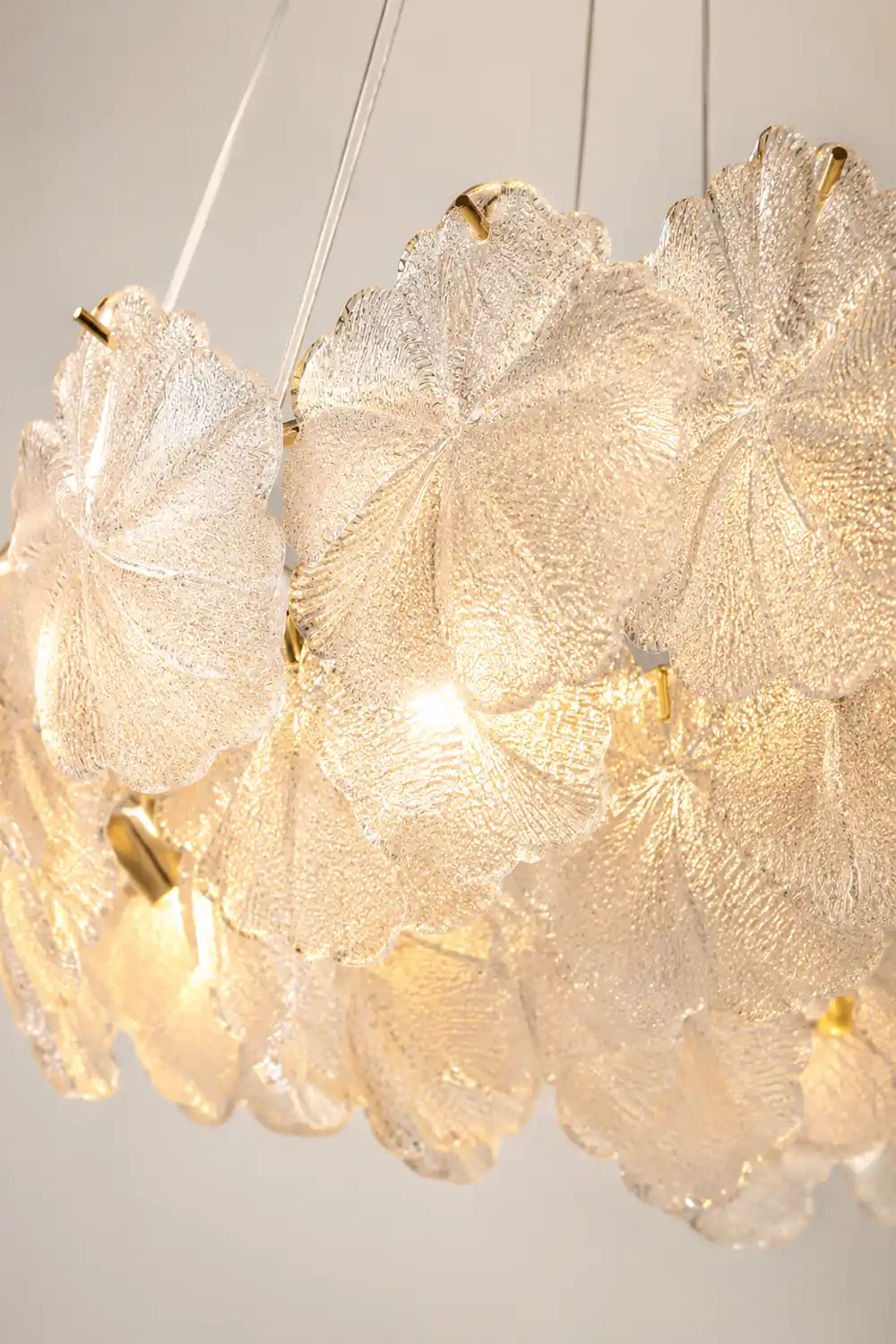 Valery Chandelier - Lumpaz