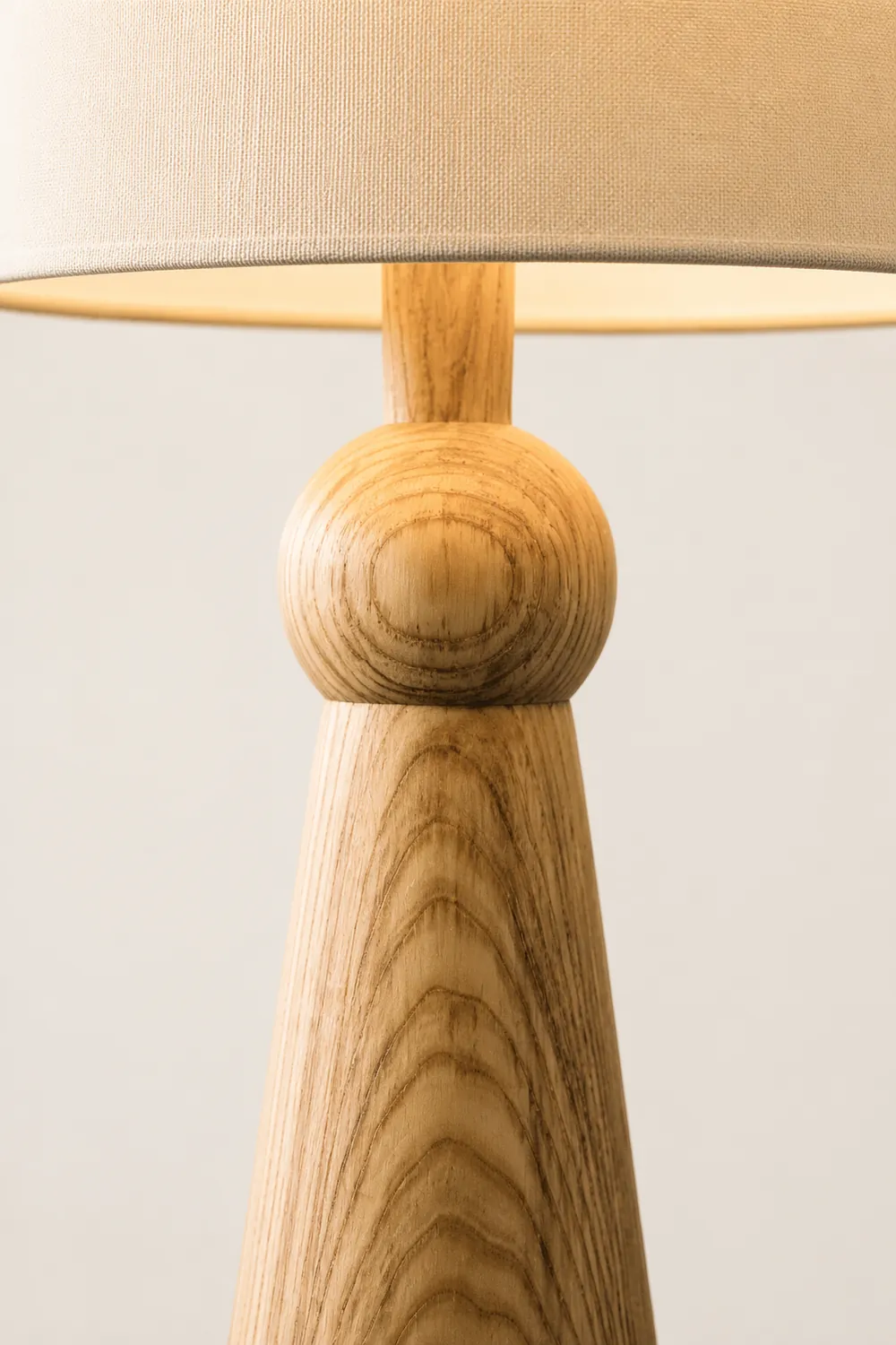 Bella Table Lamp - Lumpaz
