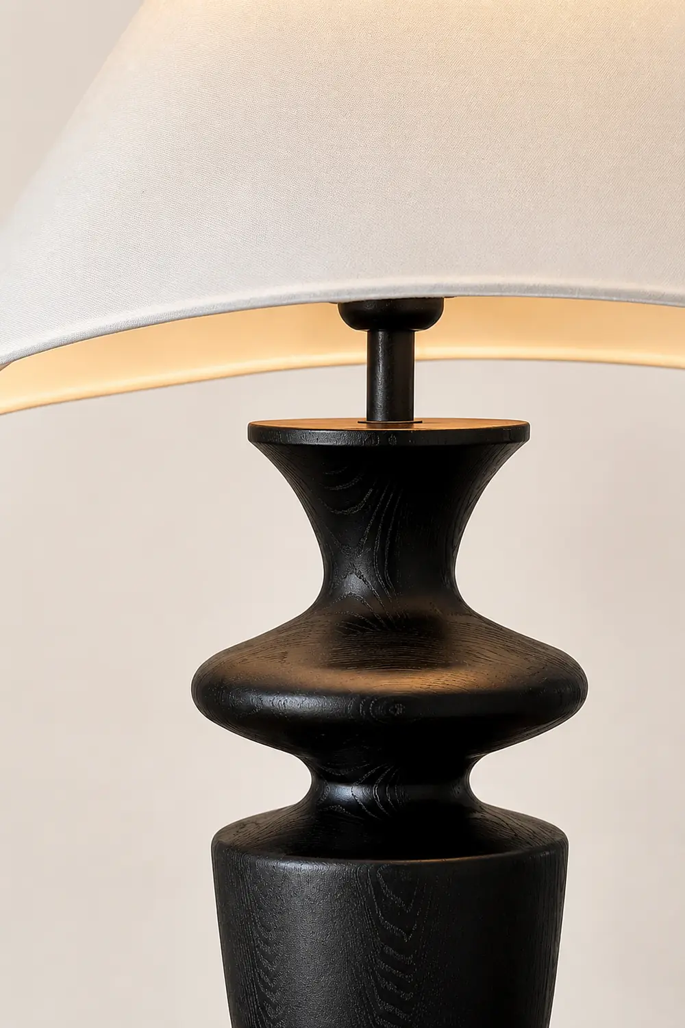Grace Wood Table Lamp - Lumpaz