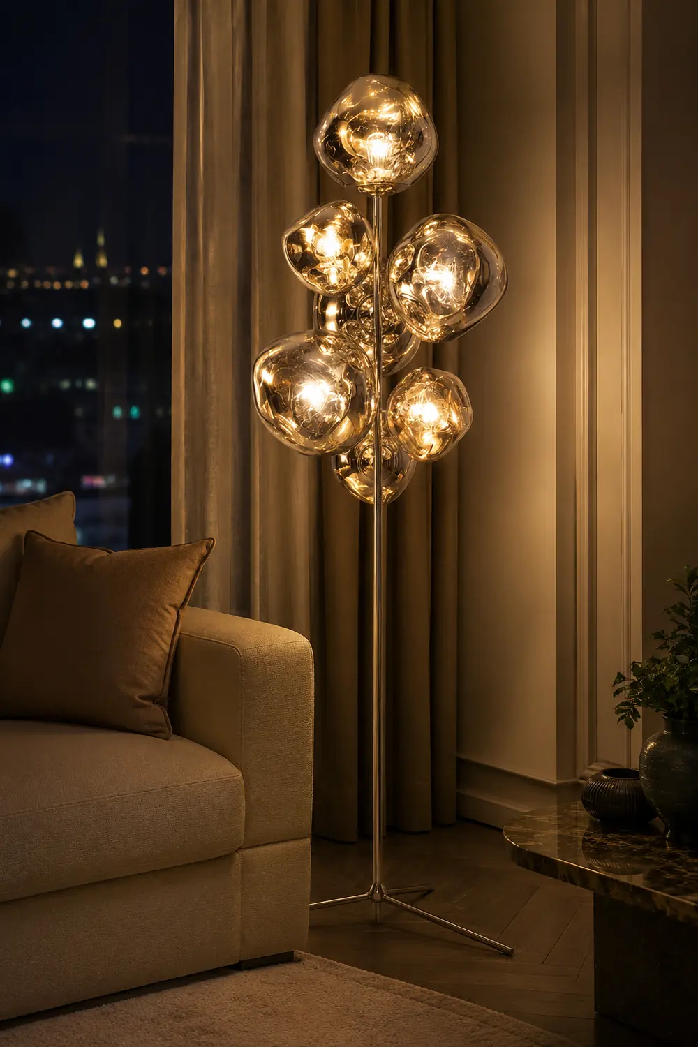 Lava Cone Floor Lamp - Lumpaz