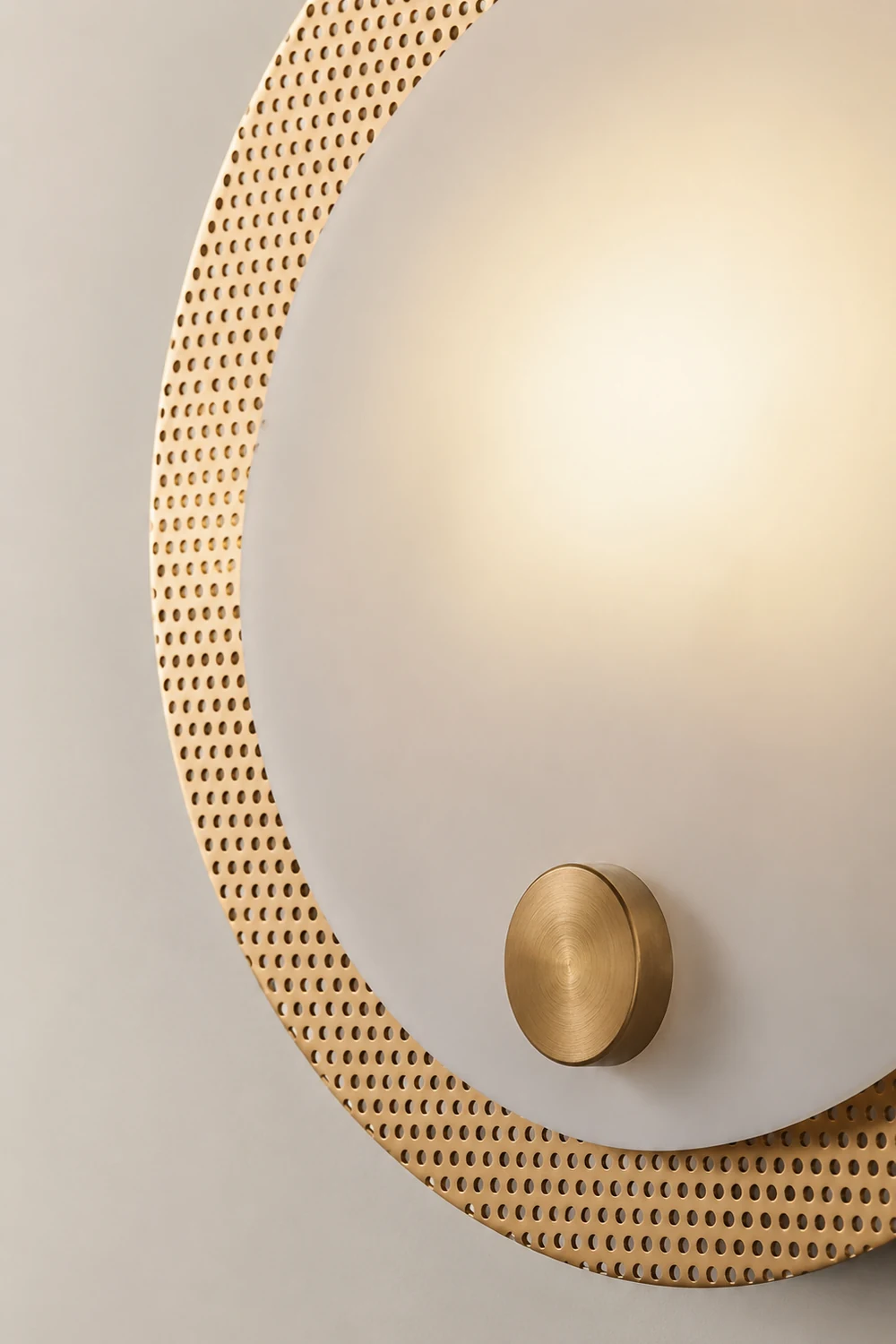 Evelyn Alabaster Wall Sconce - Lumpaz
