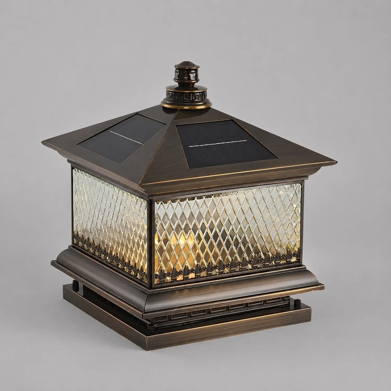 Diamond Solar Post Outdoor Light - Lumpaz