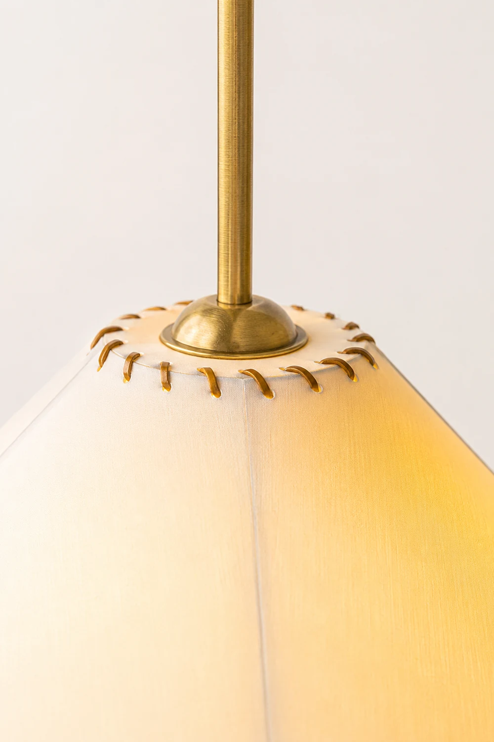 Twisted Shade Pendant Lamp - Lumpaz