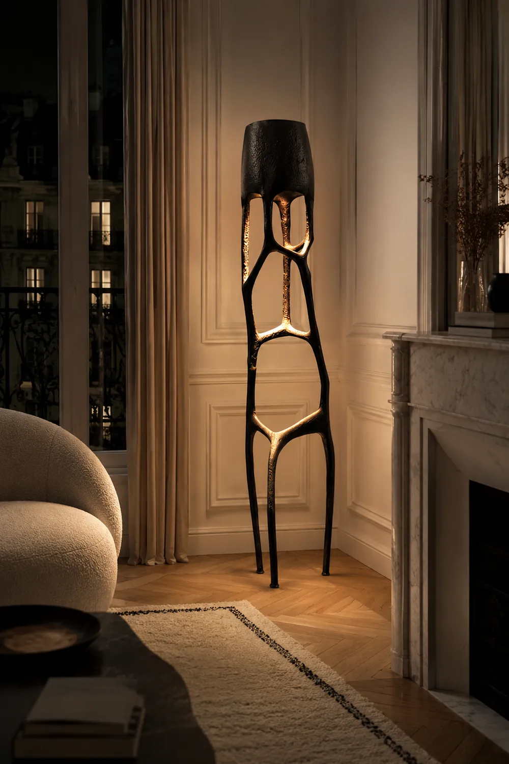 Gothic Sculpture Floor Lamp - Lumpaz