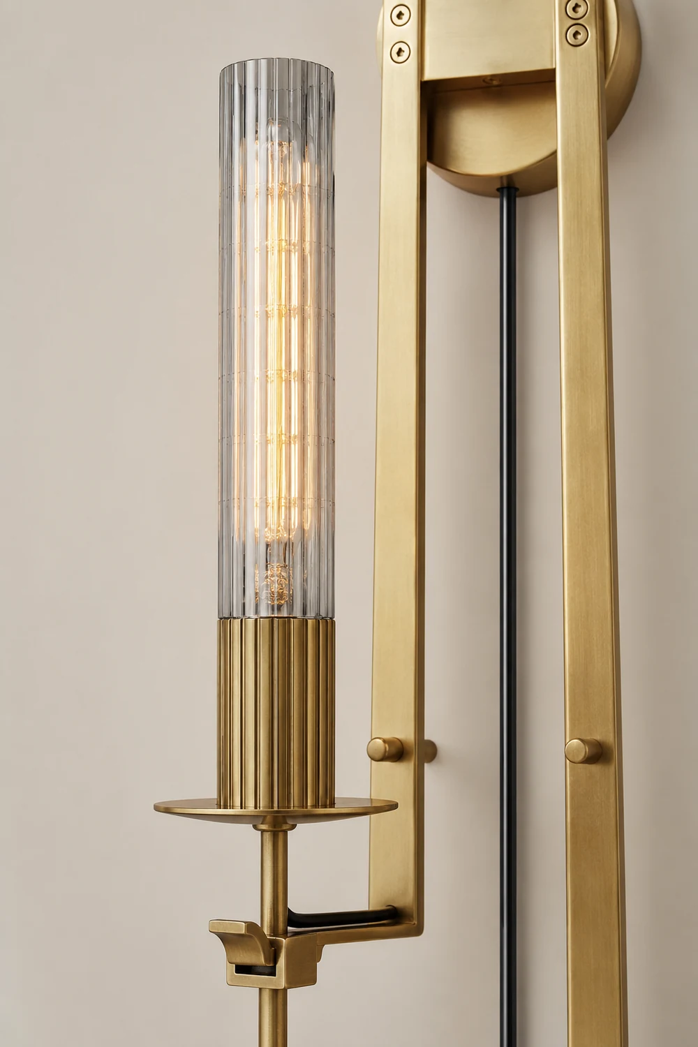 French Classicism Plug-in Wall Lamp - Lumpaz