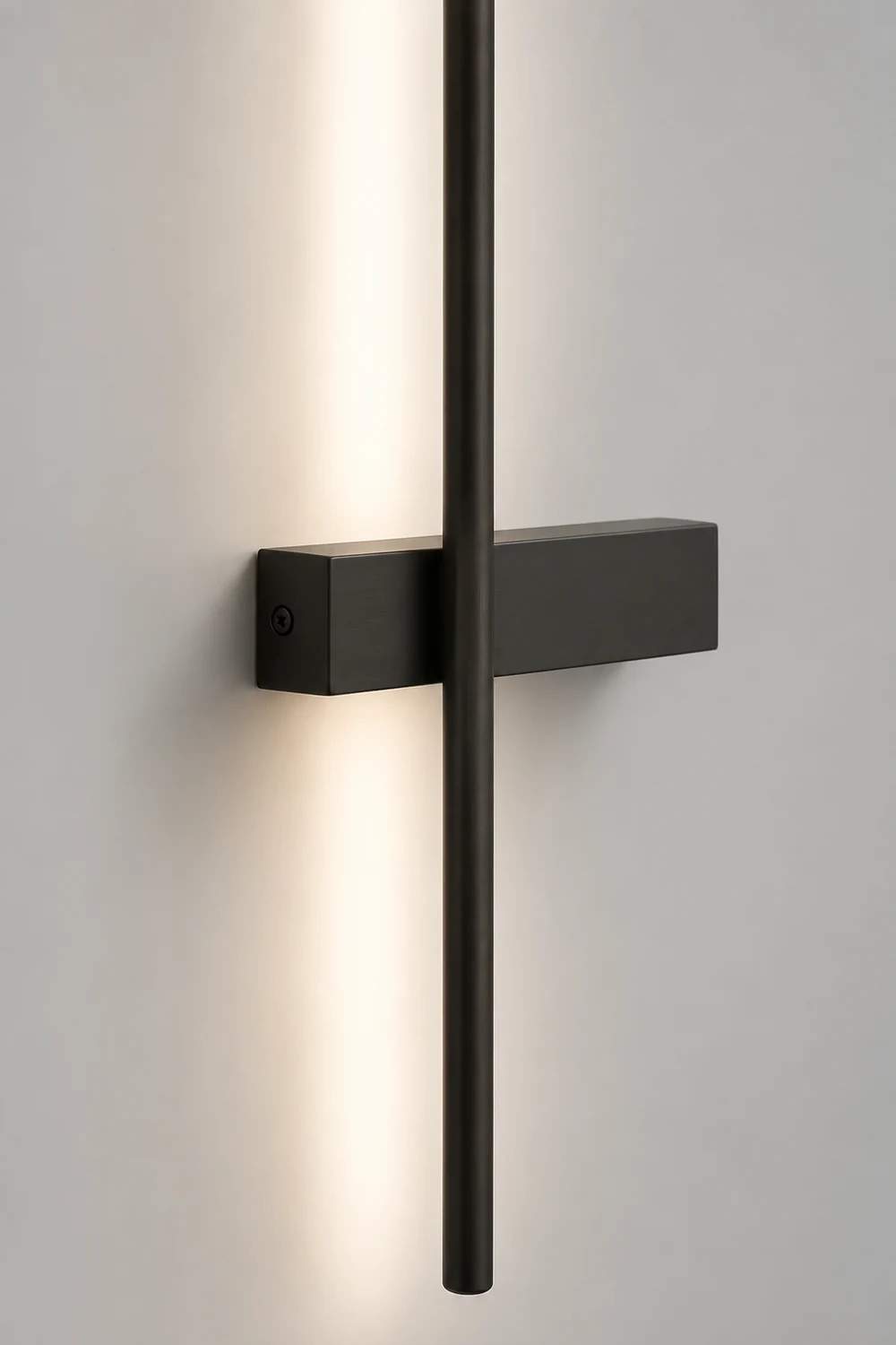 Adeline Linear Sconce - Lumpaz