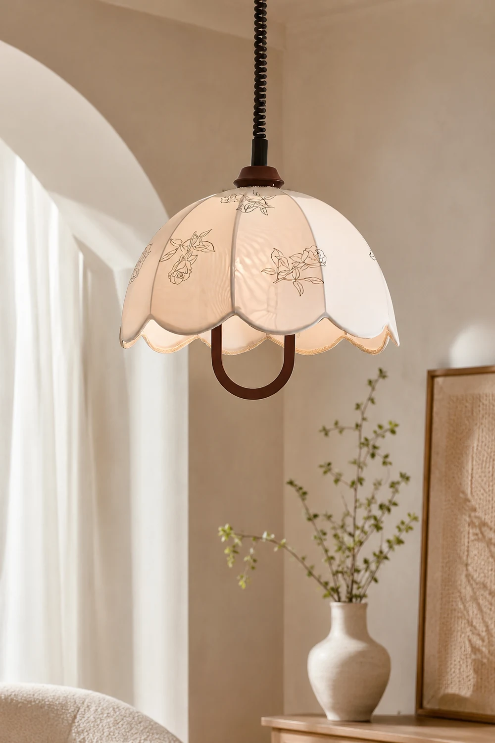 Floral Grace Pendant Lamp - Lumpaz
