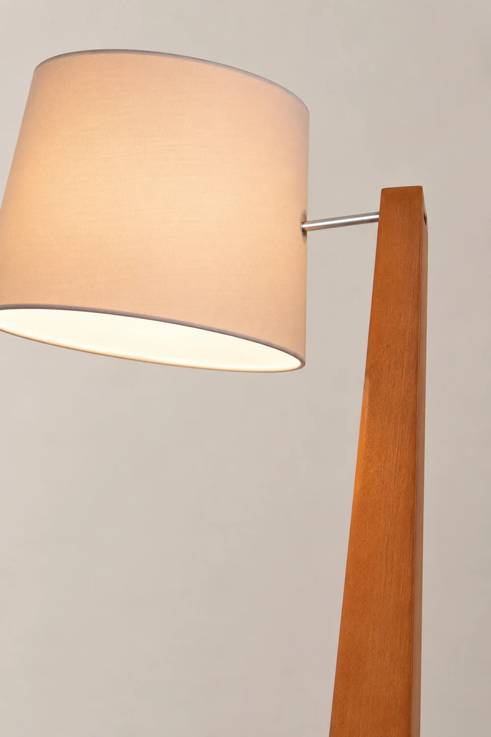 Tusk Arc Floor Lamp - Lumpaz