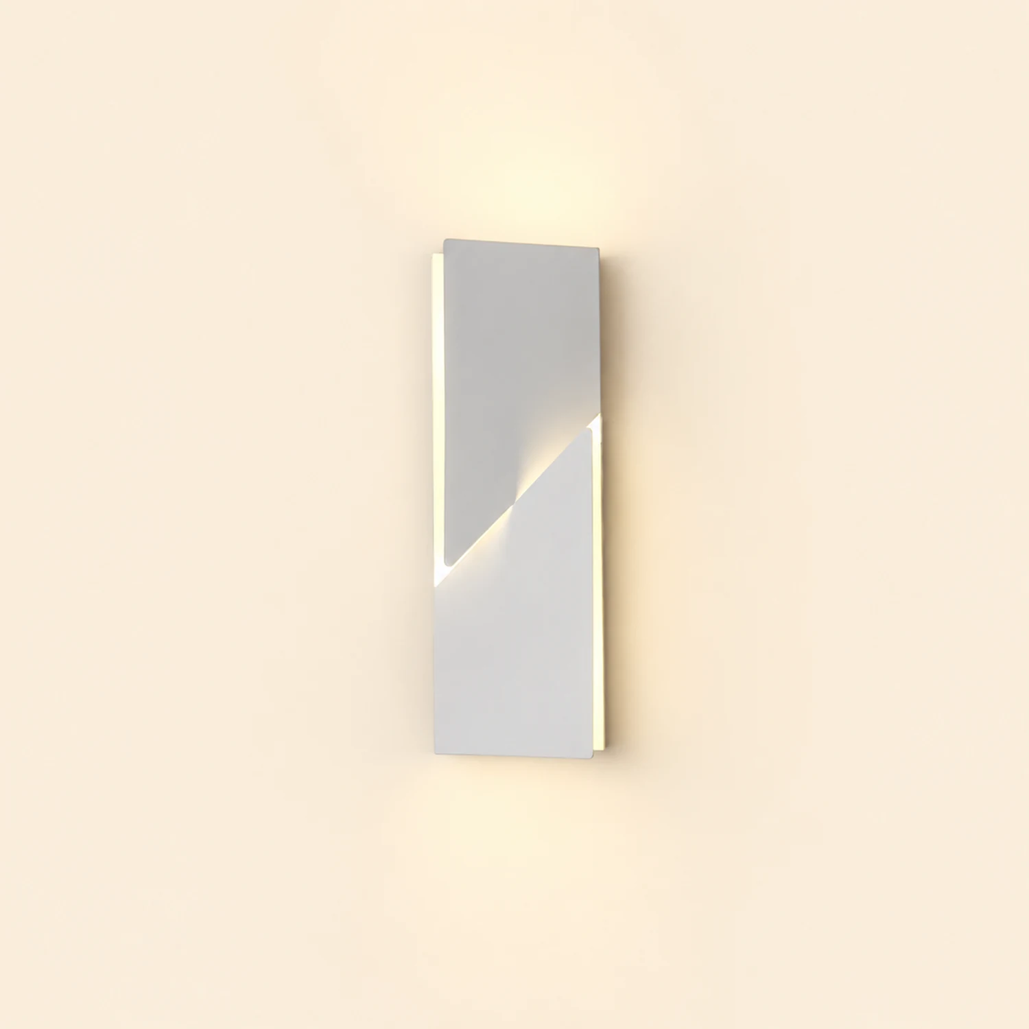 Shadows Built-in Battery Wall Lamp - Lumpaz