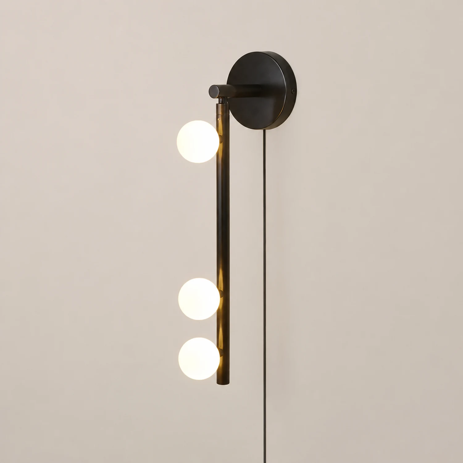 Brass Glass Tube Plug-in Wall Lamp - Lumpaz