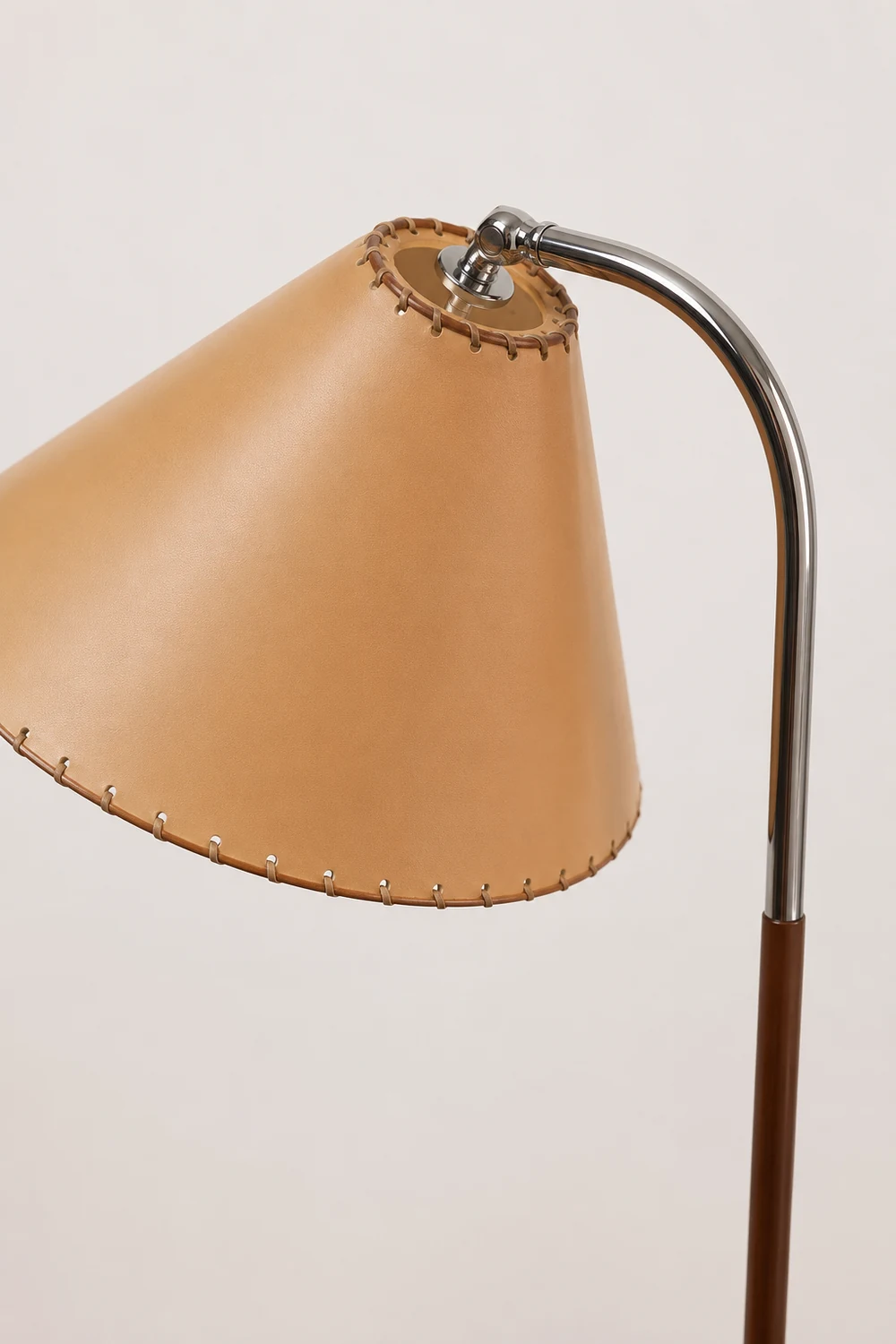 Tripod Arc Floor Lamp - Lumpaz