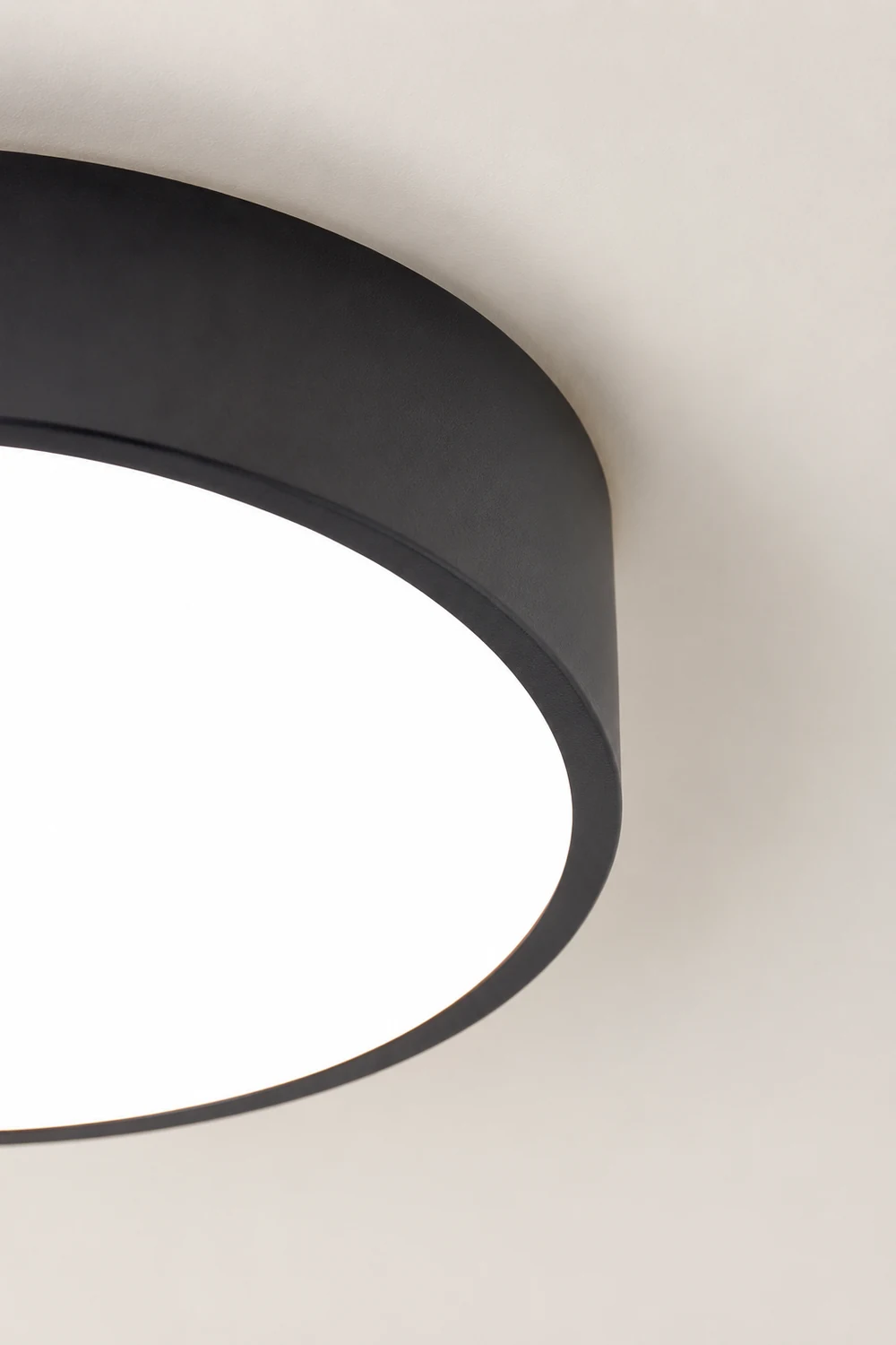 Circular Slimline Ceiling Light - Lumpaz