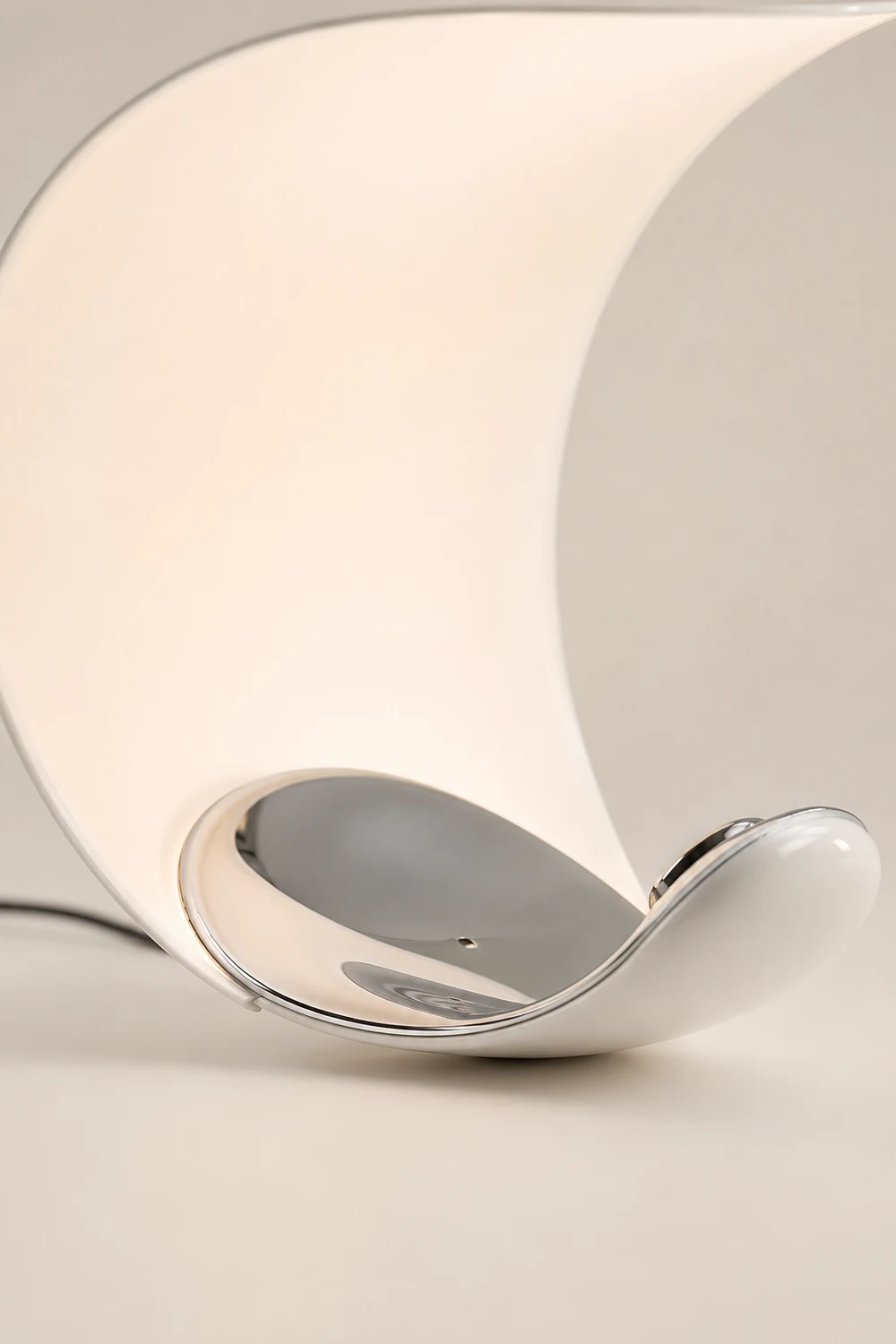 Curl Table Lamp - Lumpaz