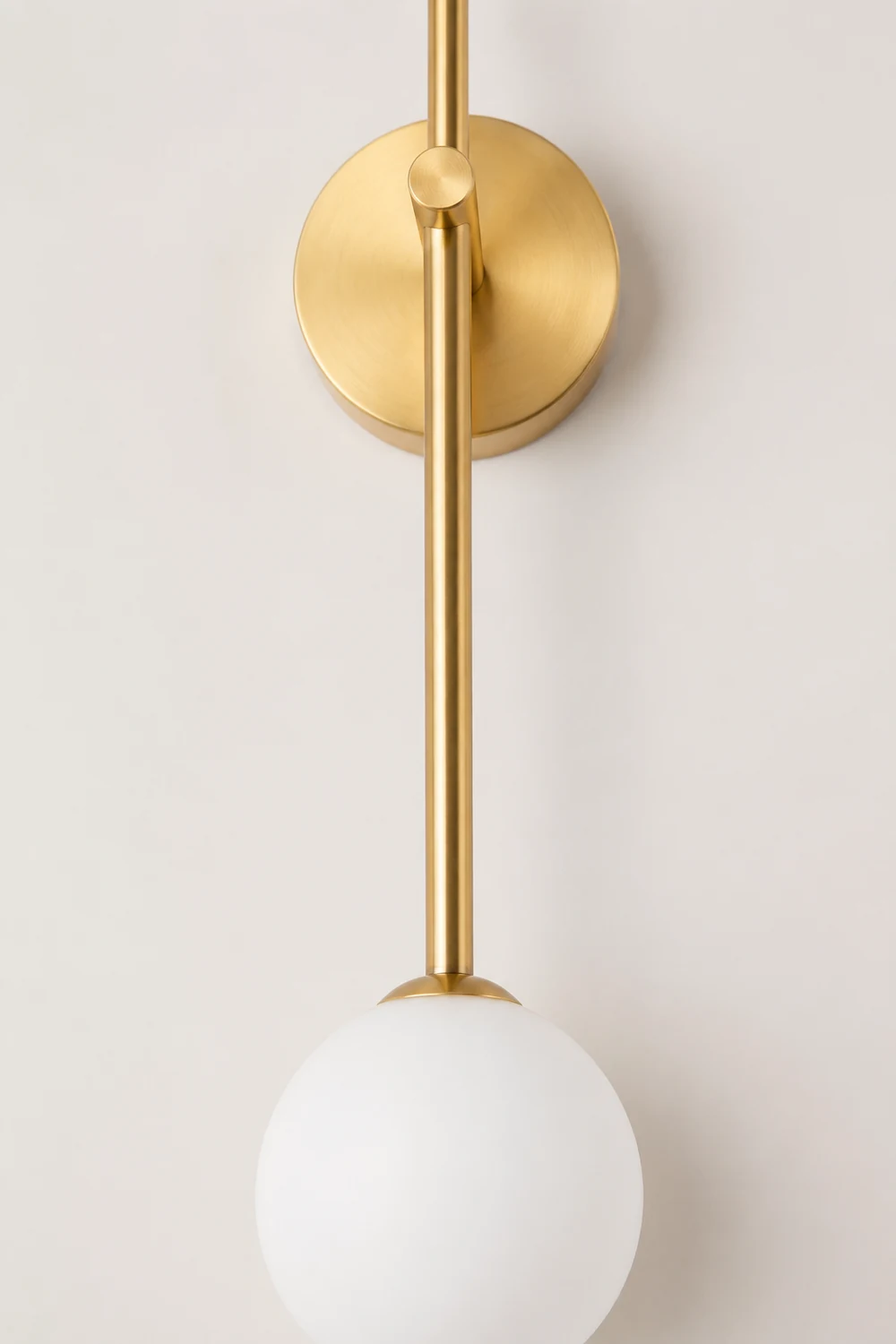 Vertical Globe Plug In Wall Lamp - Lumpaz